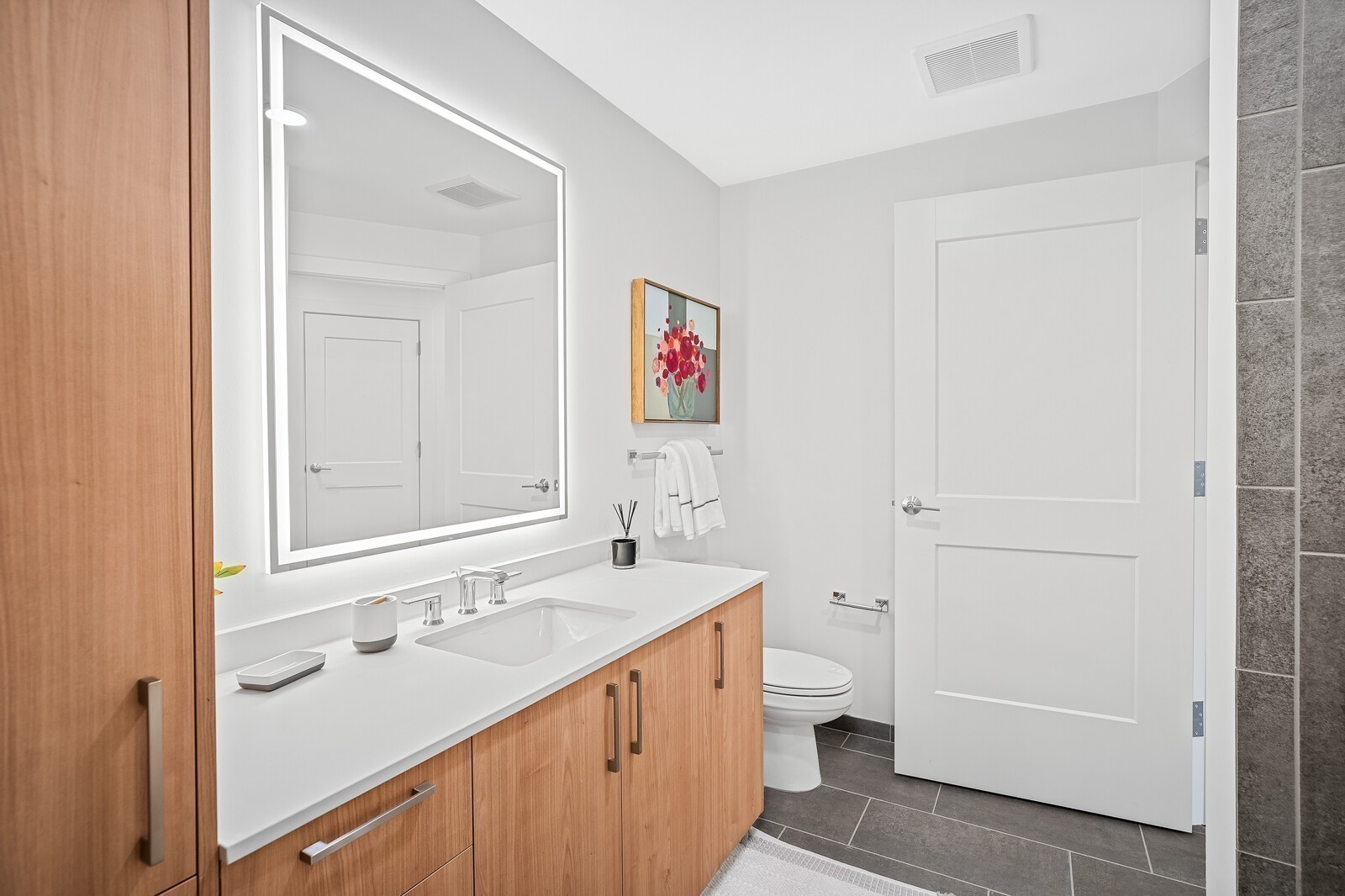 1212 Demonbreun St Unit: 1615