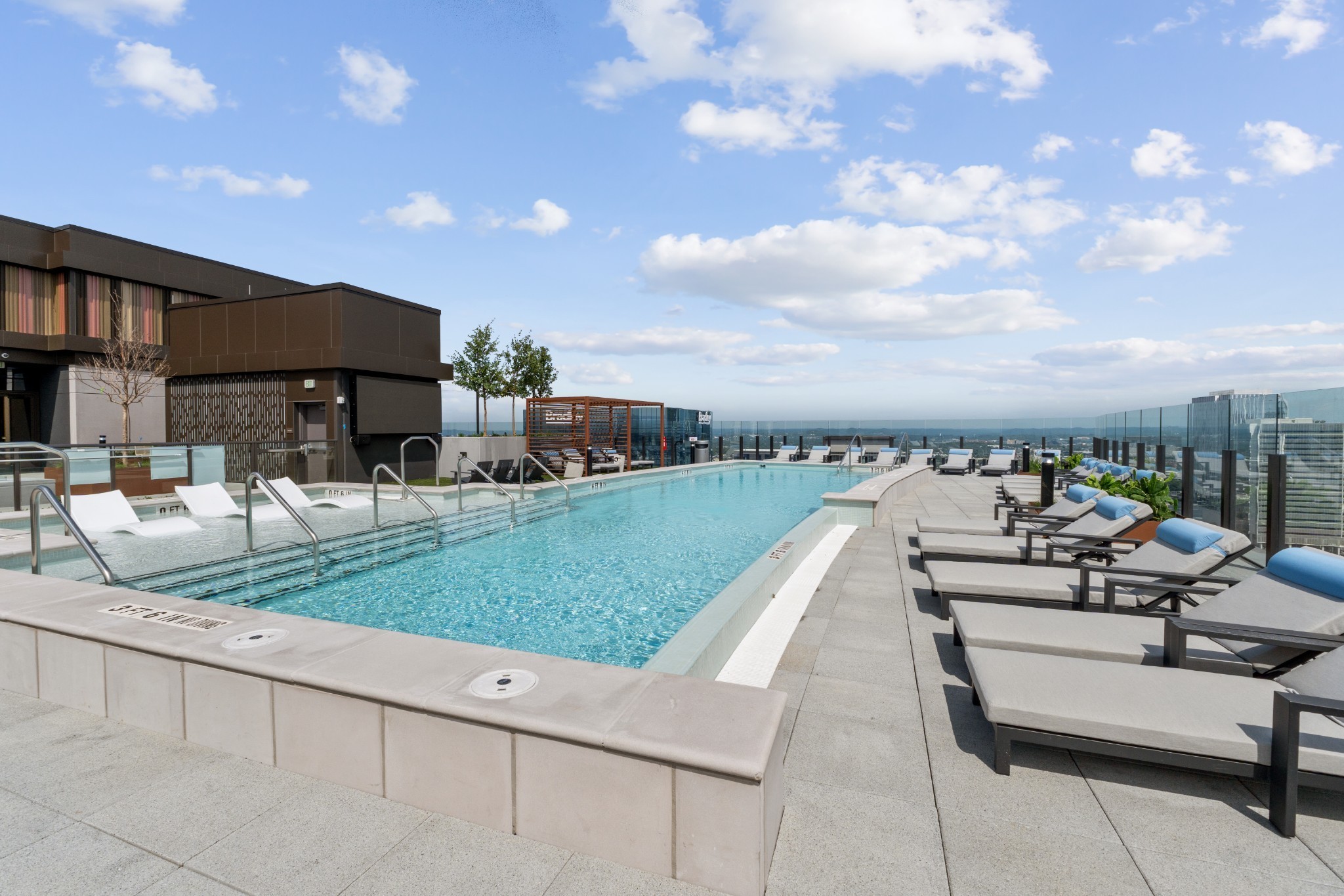 1212 Demonbreun St Unit: 1615