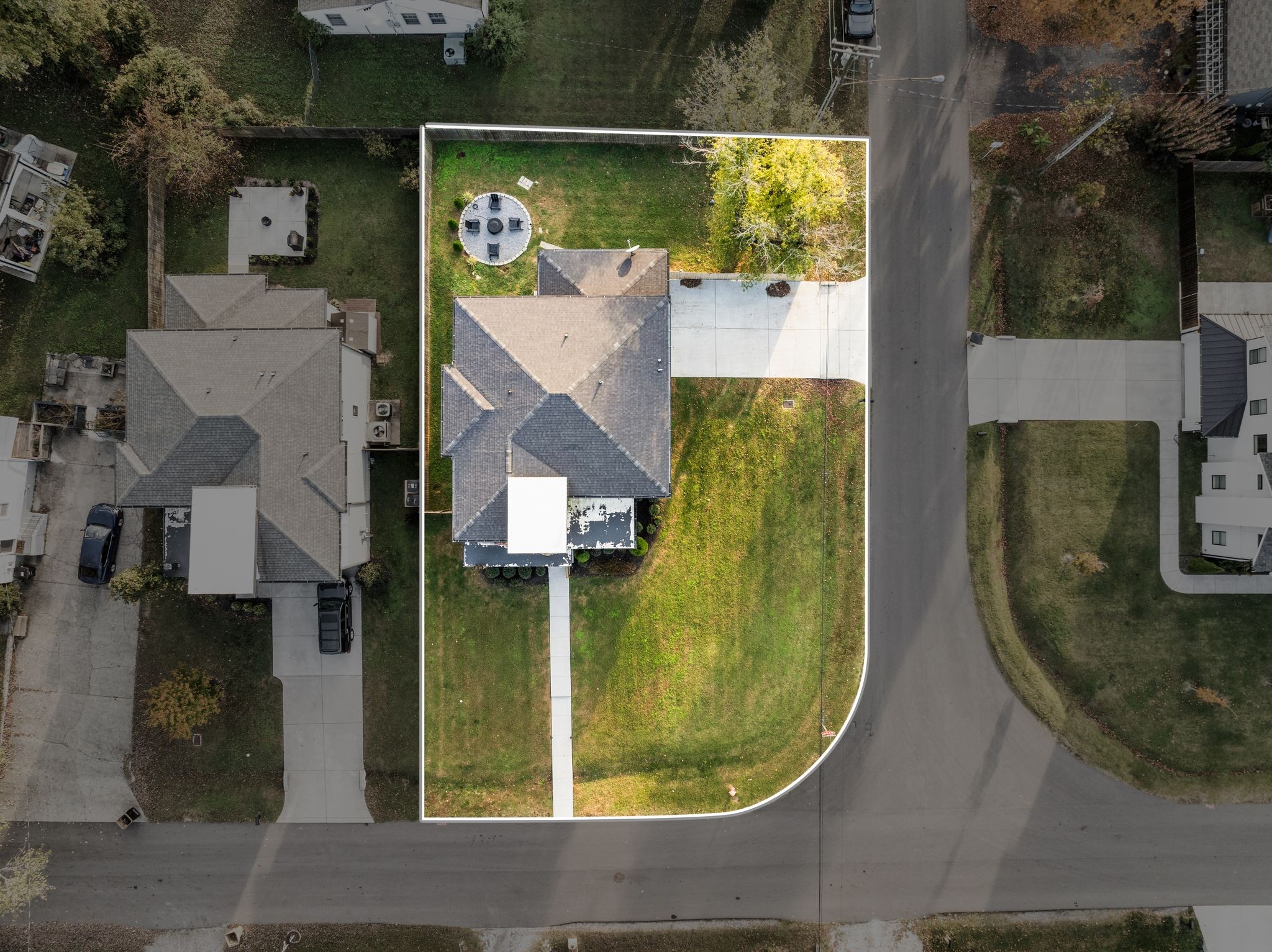 2000 Rosemary Ln