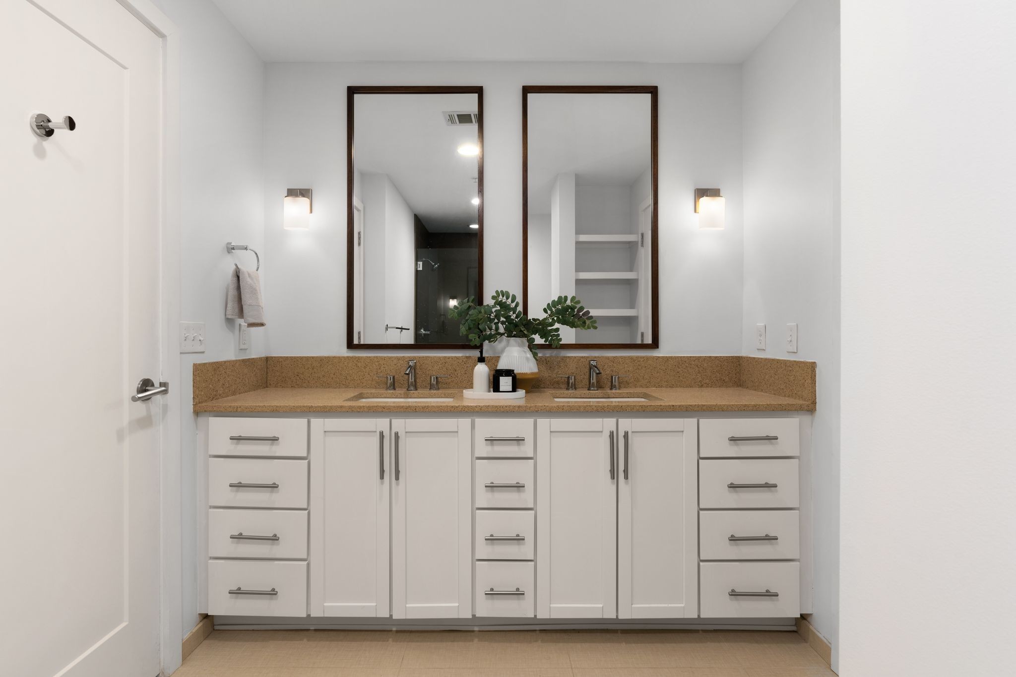 1212 Laurel St Unit: 1114