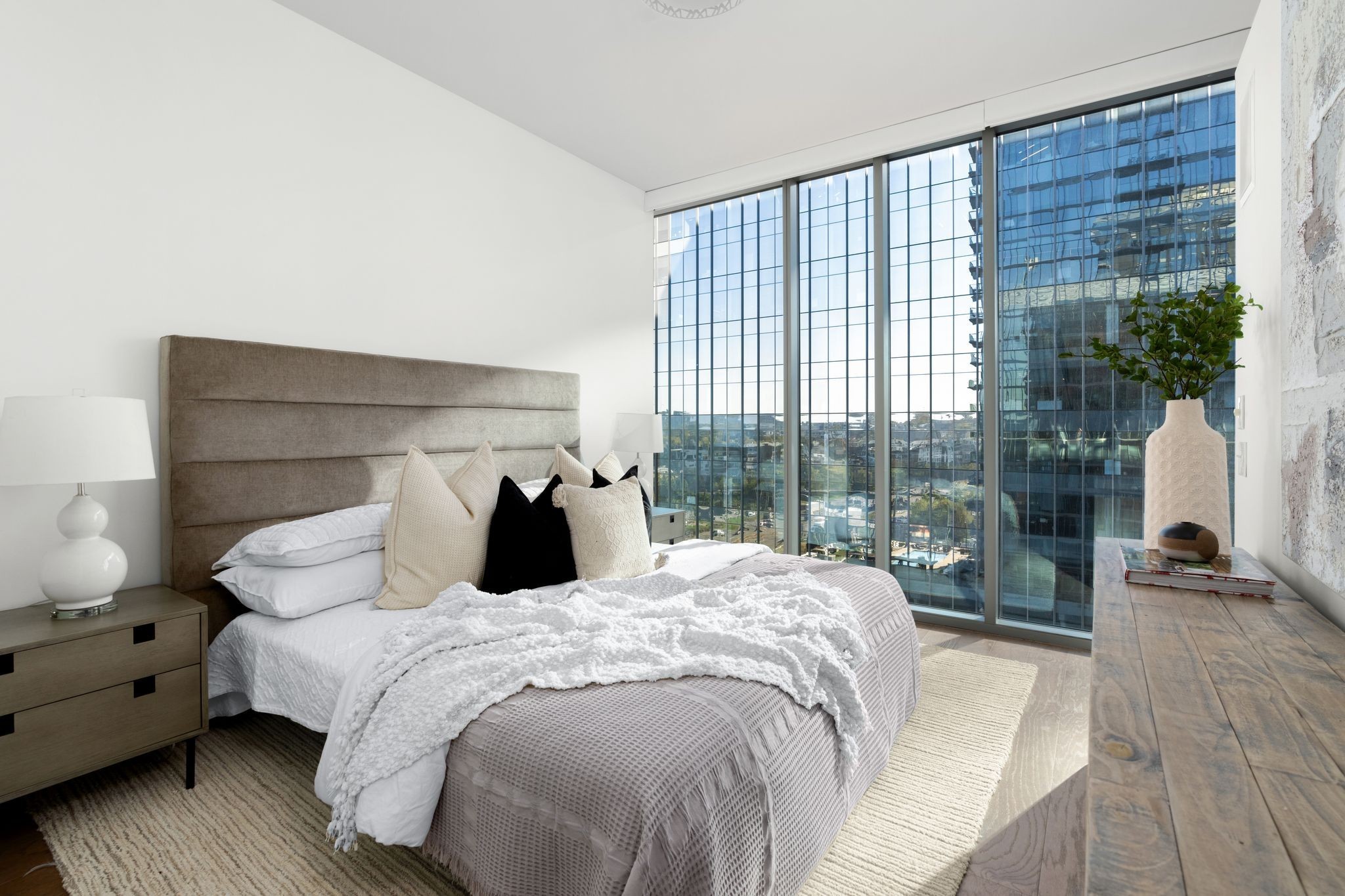1212 Laurel St Unit: 1114