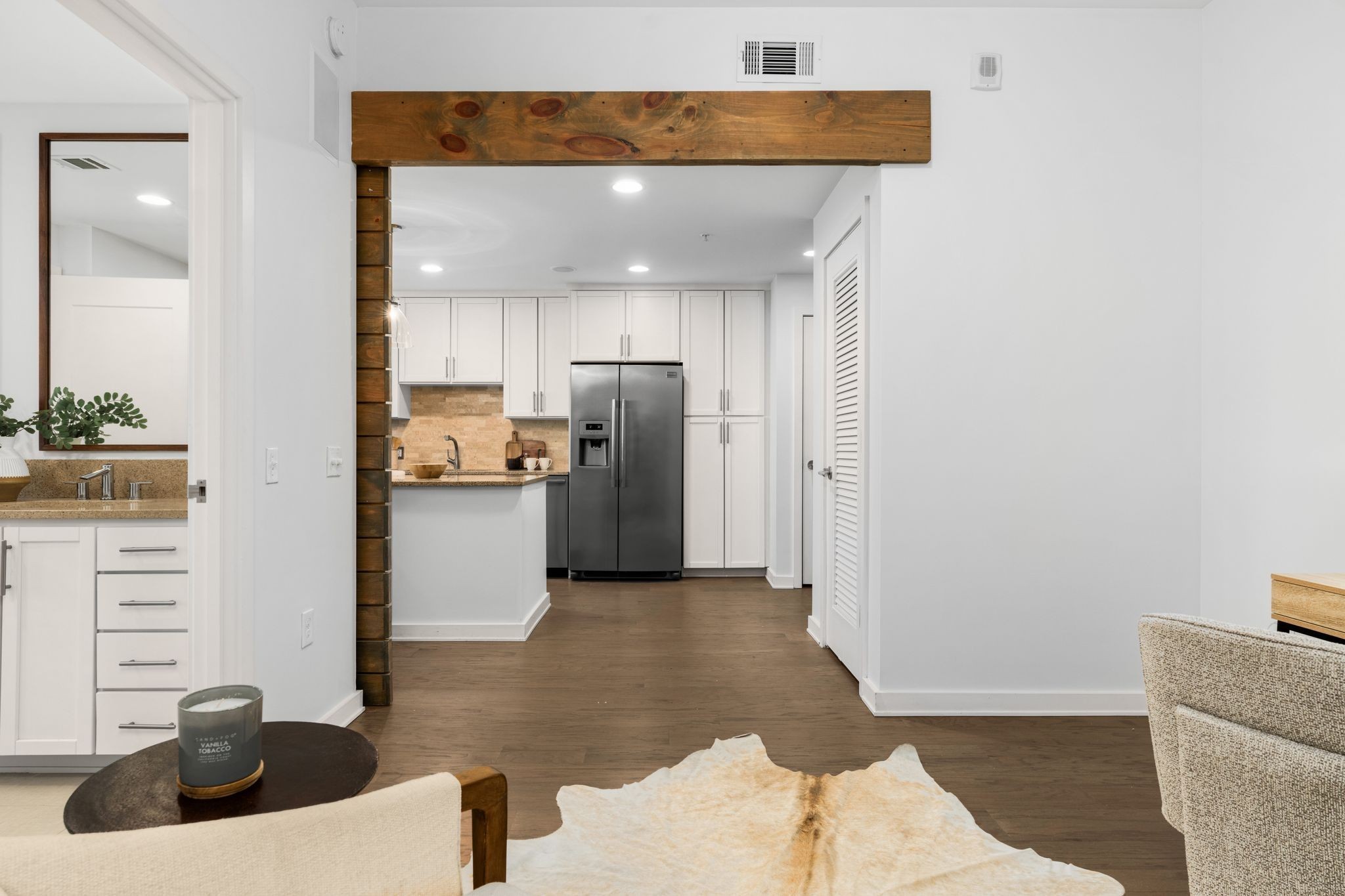 1212 Laurel St Unit: 1114