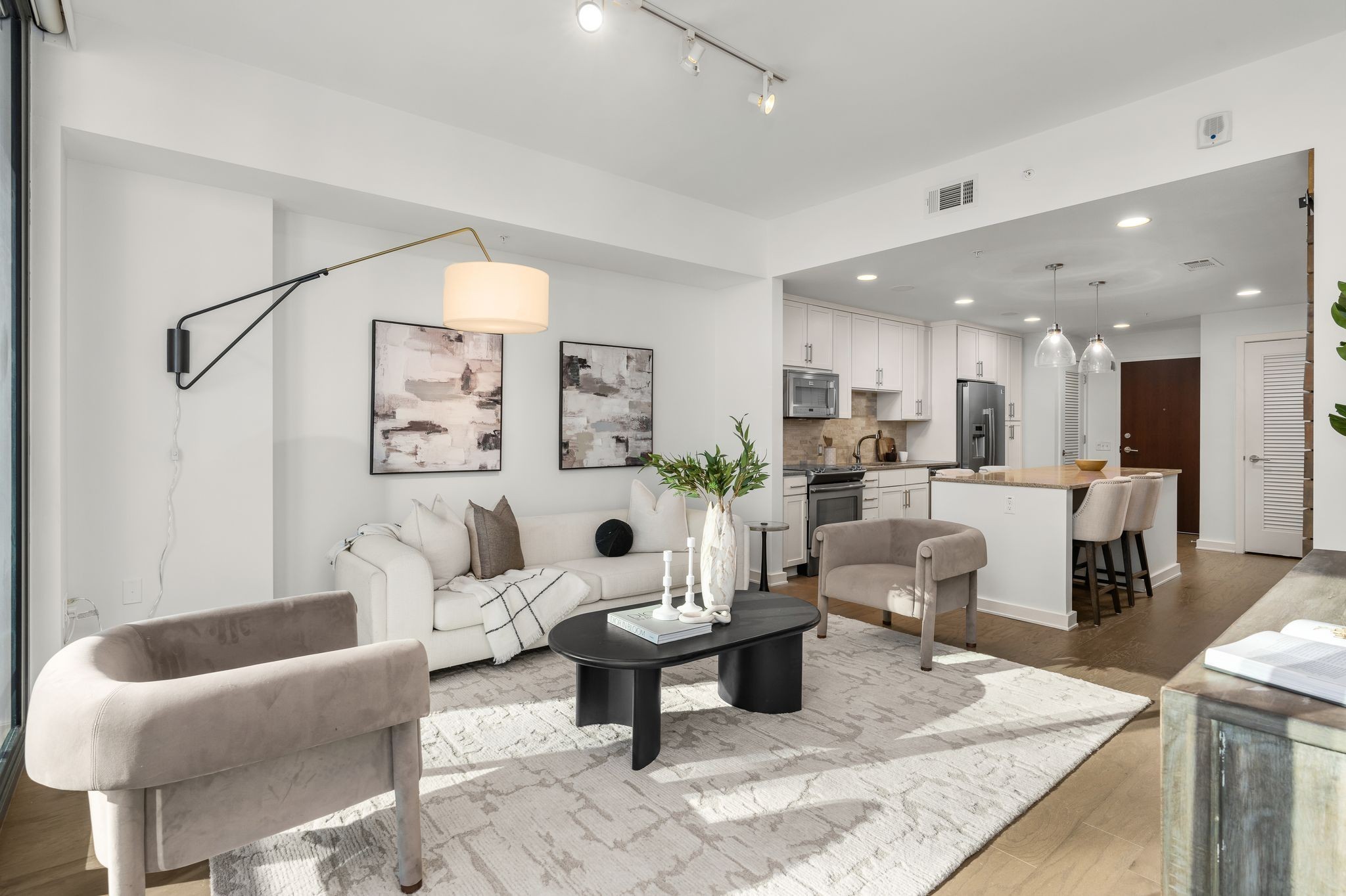 1212 Laurel St Unit: 1114
