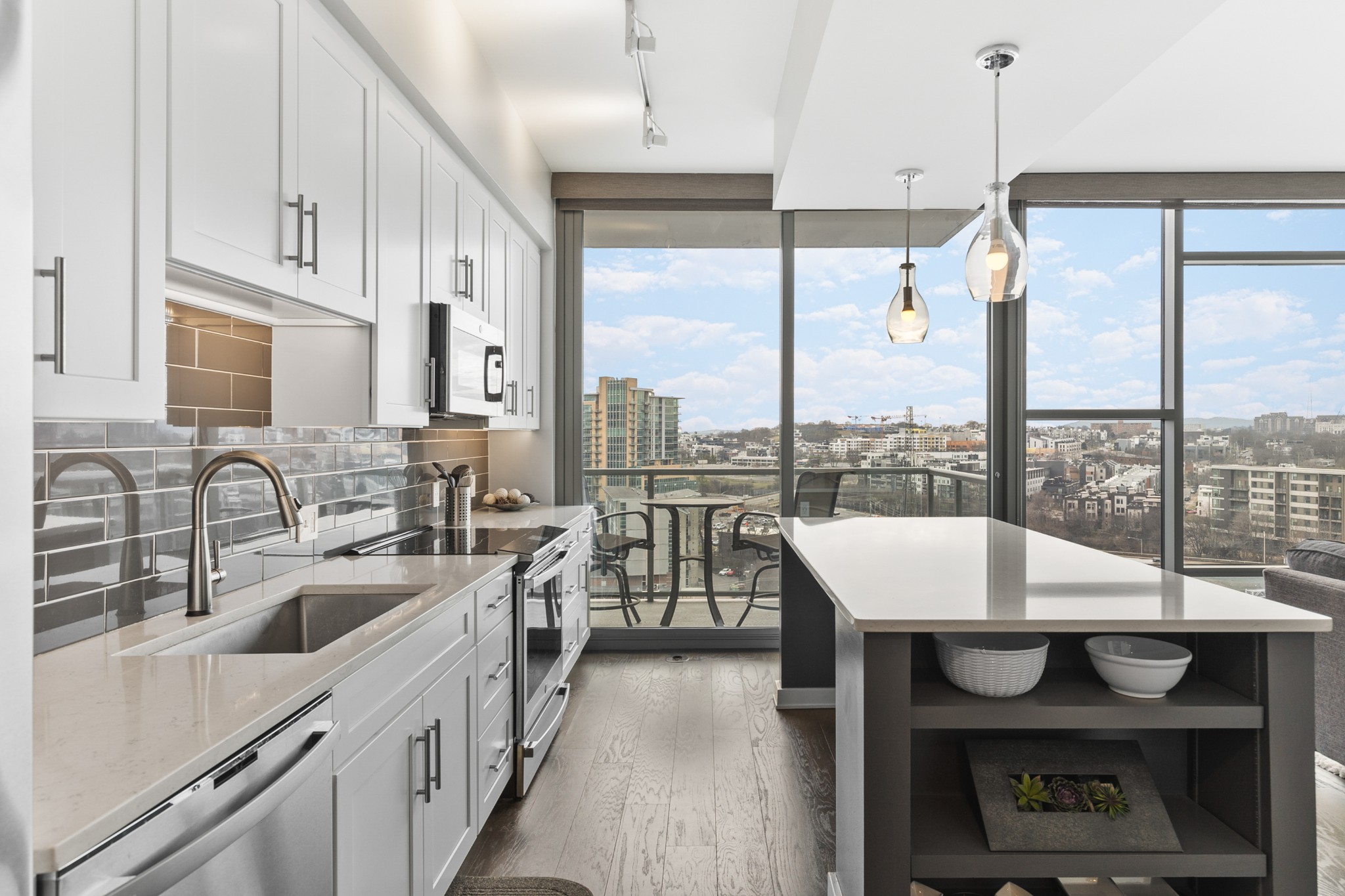 1212 Laurel St Unit: 1109