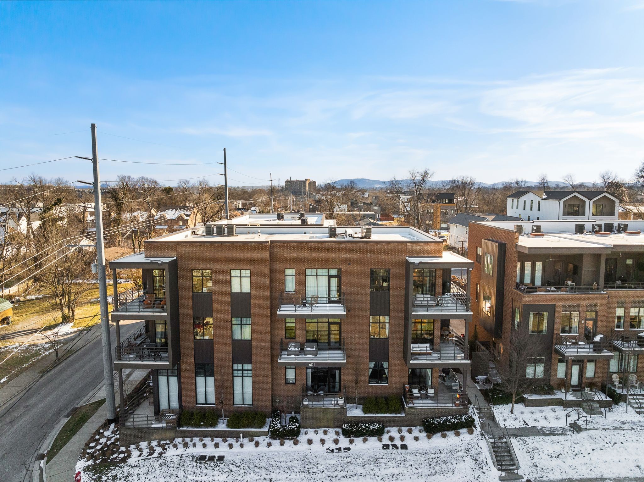 601 Hamilton Ave Unit: 303
