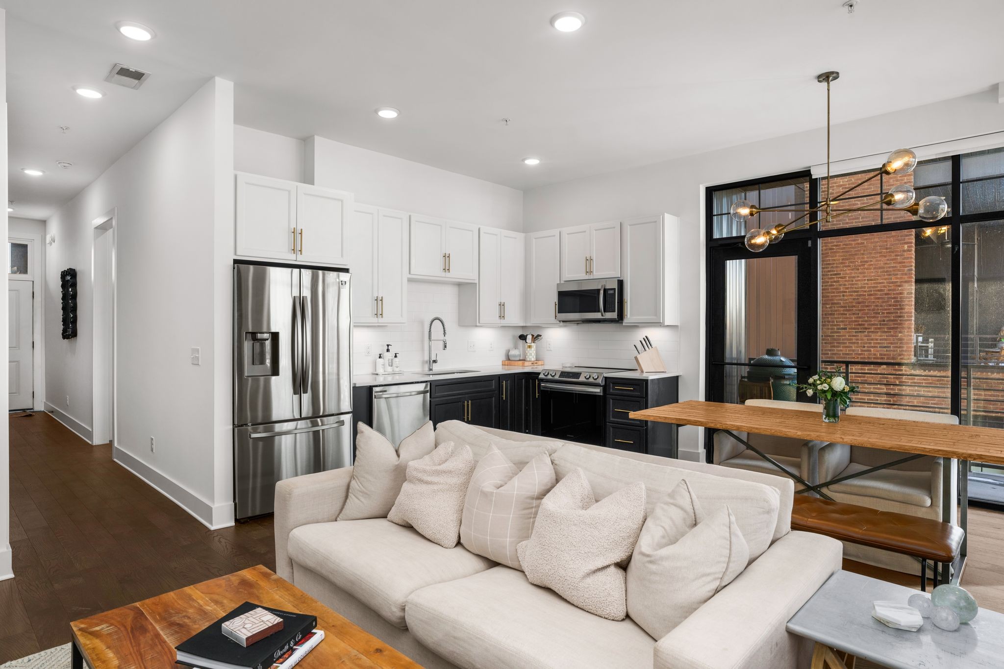 601 Hamilton Ave Unit: 303