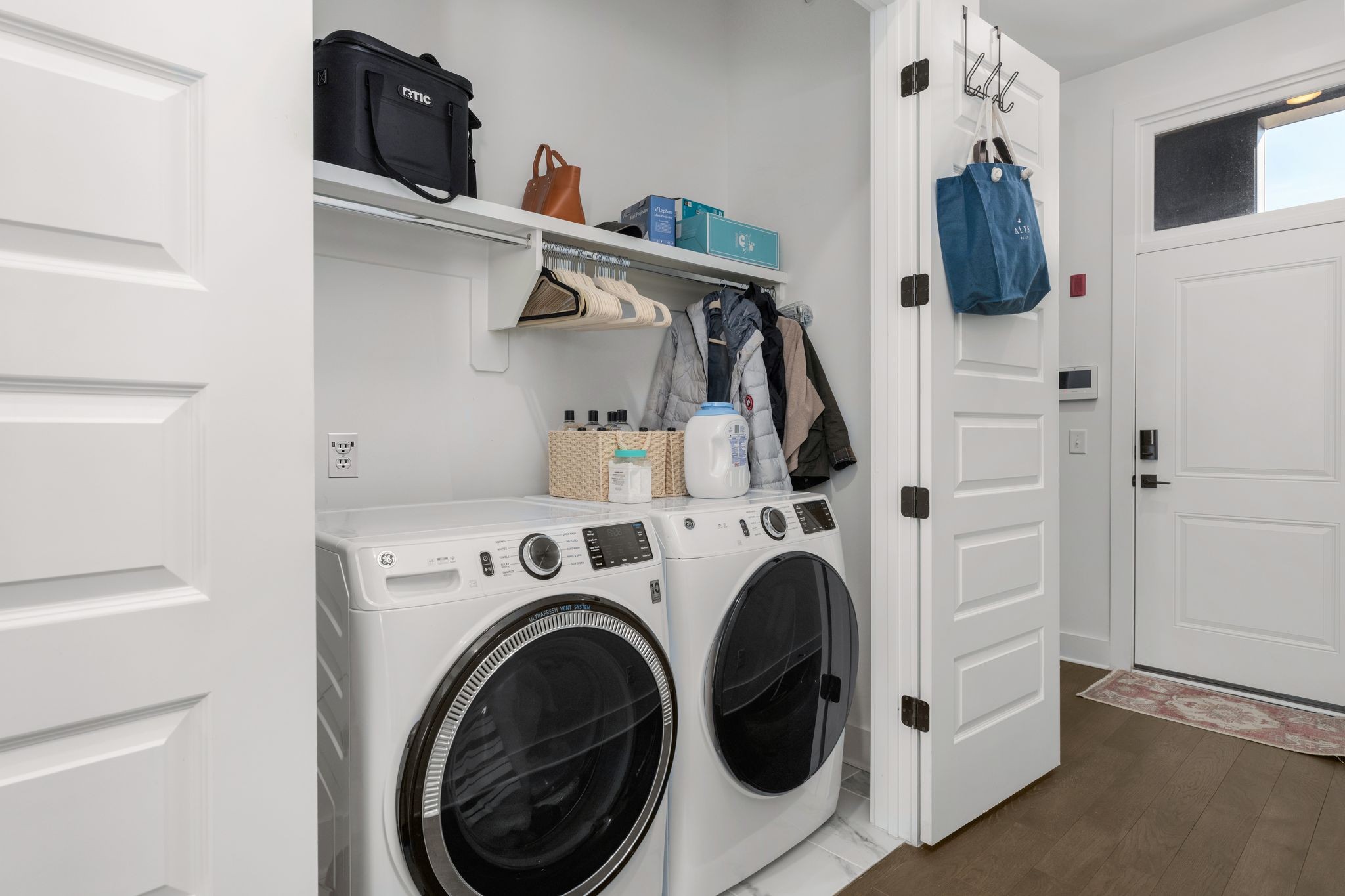 601 Hamilton Ave Unit: 303