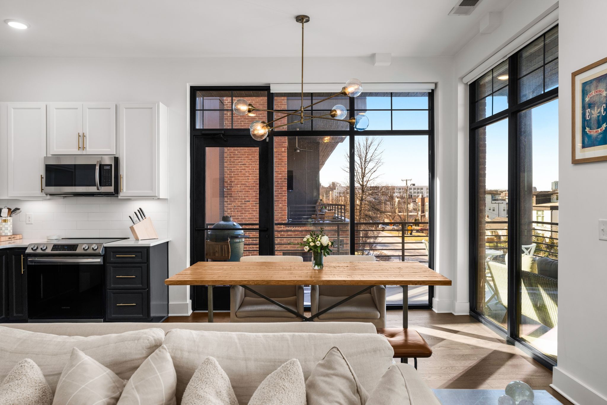 601 Hamilton Ave Unit: 303