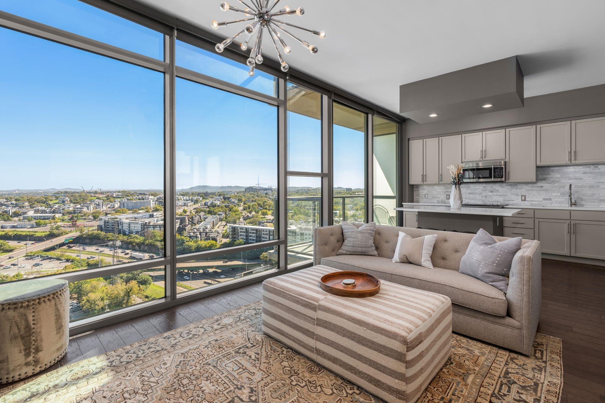 1212 Laurel St Unit: 1911