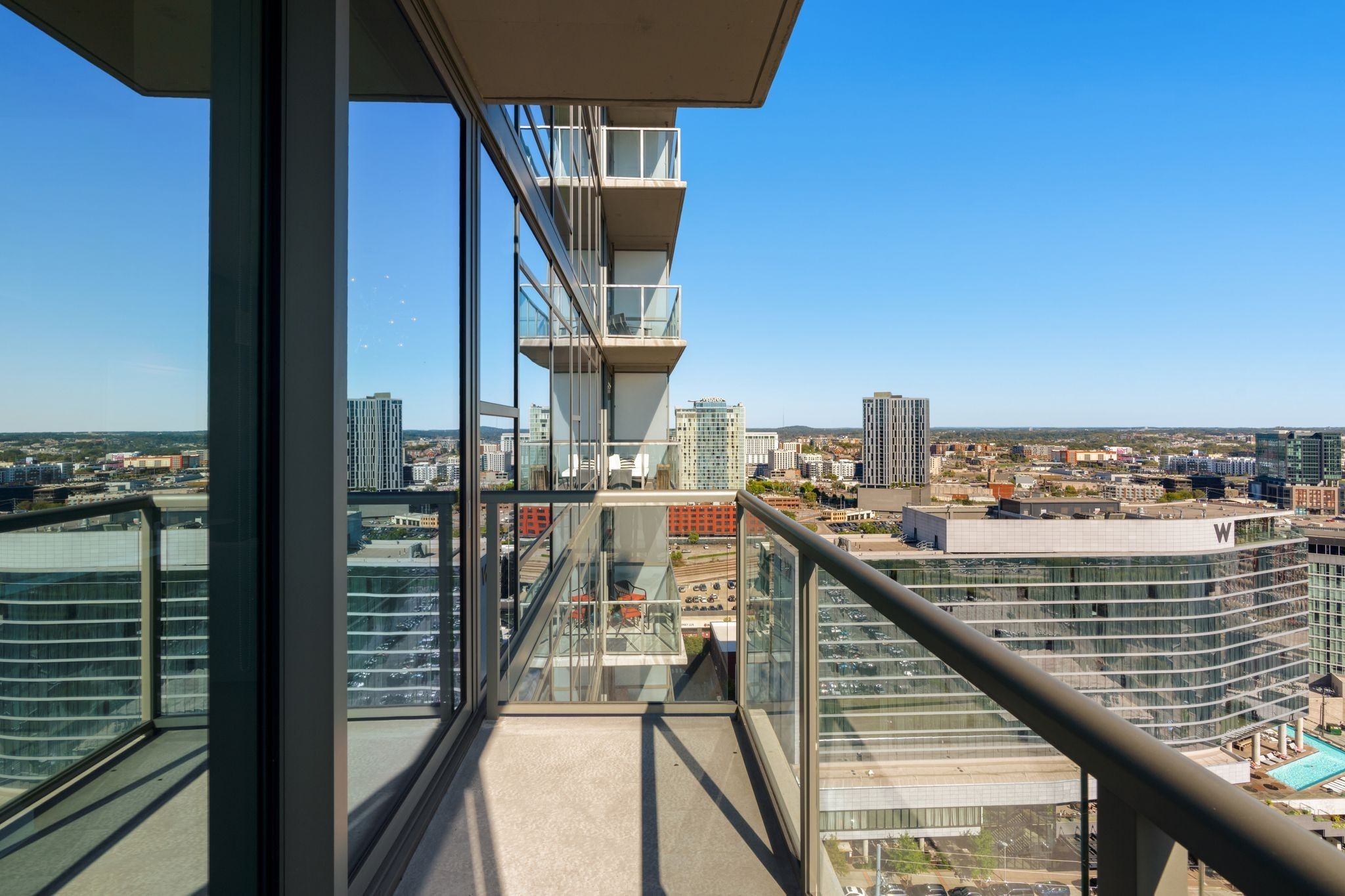 1212 Laurel St Unit: 1911