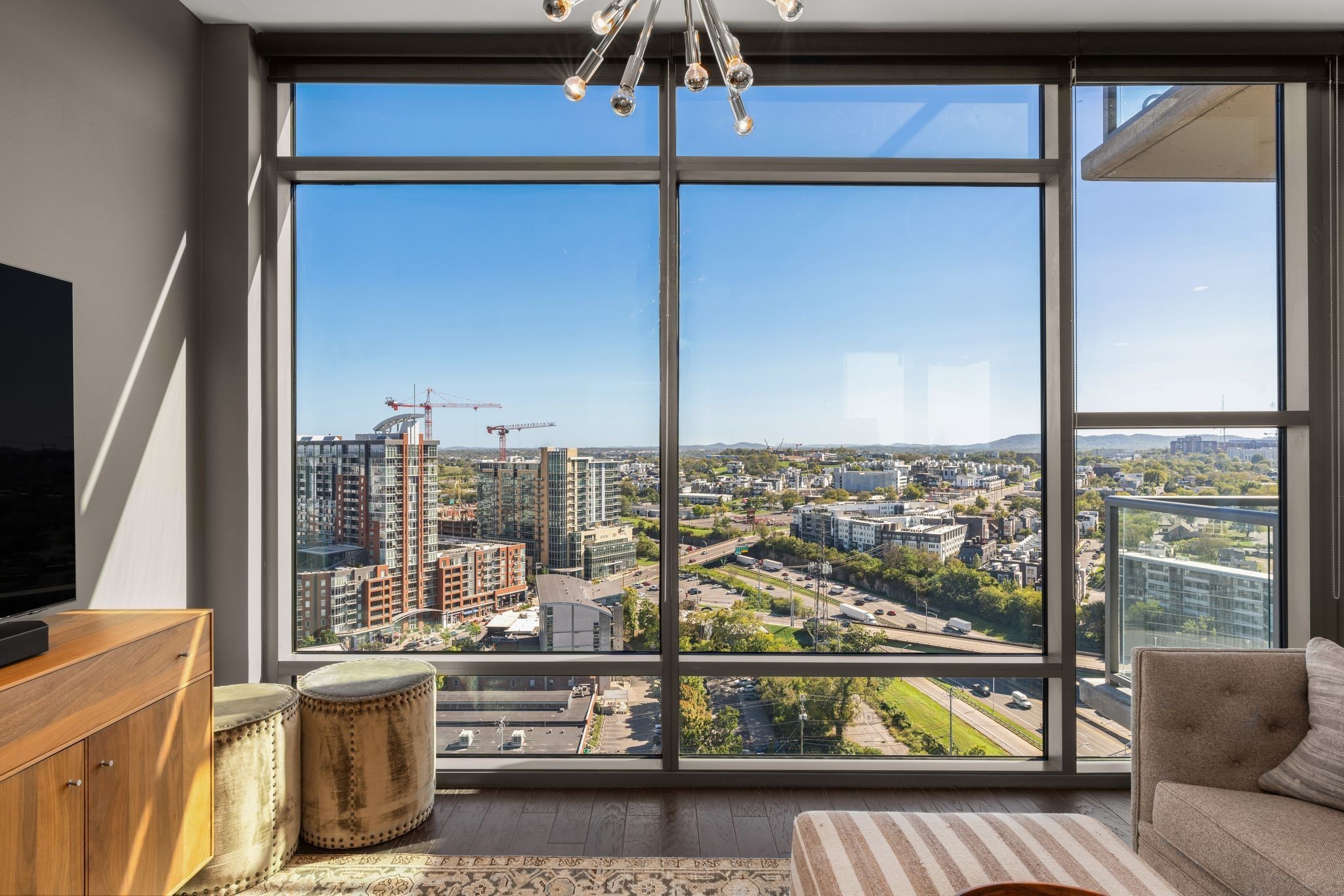 1212 Laurel St Unit: 1911