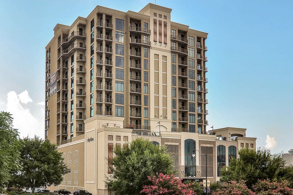 1510 Demonbreun St Unit: 1006