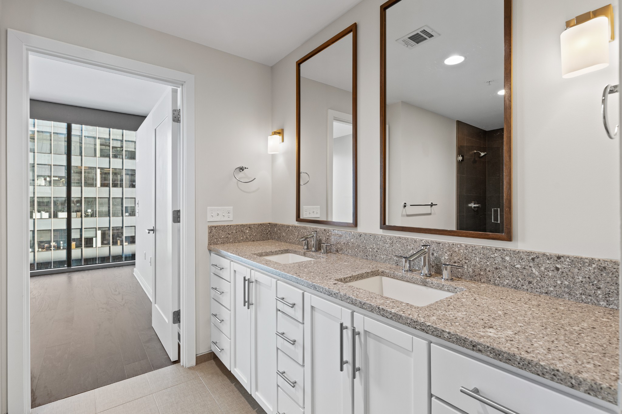 1212 Laurel St Unit: 1214