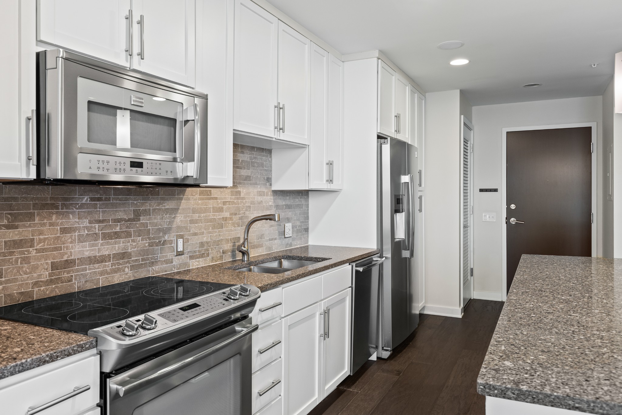 1212 Laurel St Unit: 1214