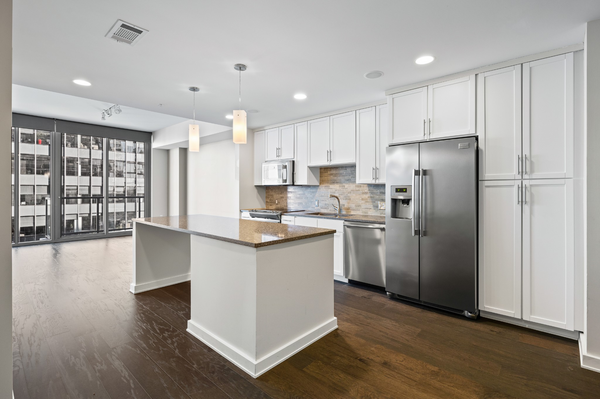 1212 Laurel St Unit: 1214