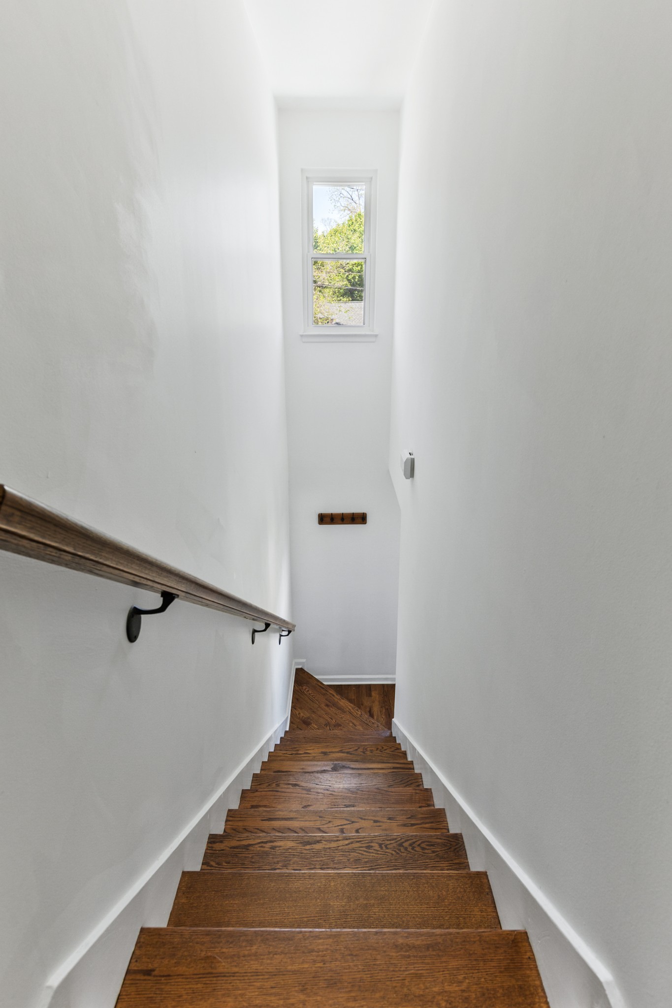 617 Moore Ave Unit: A