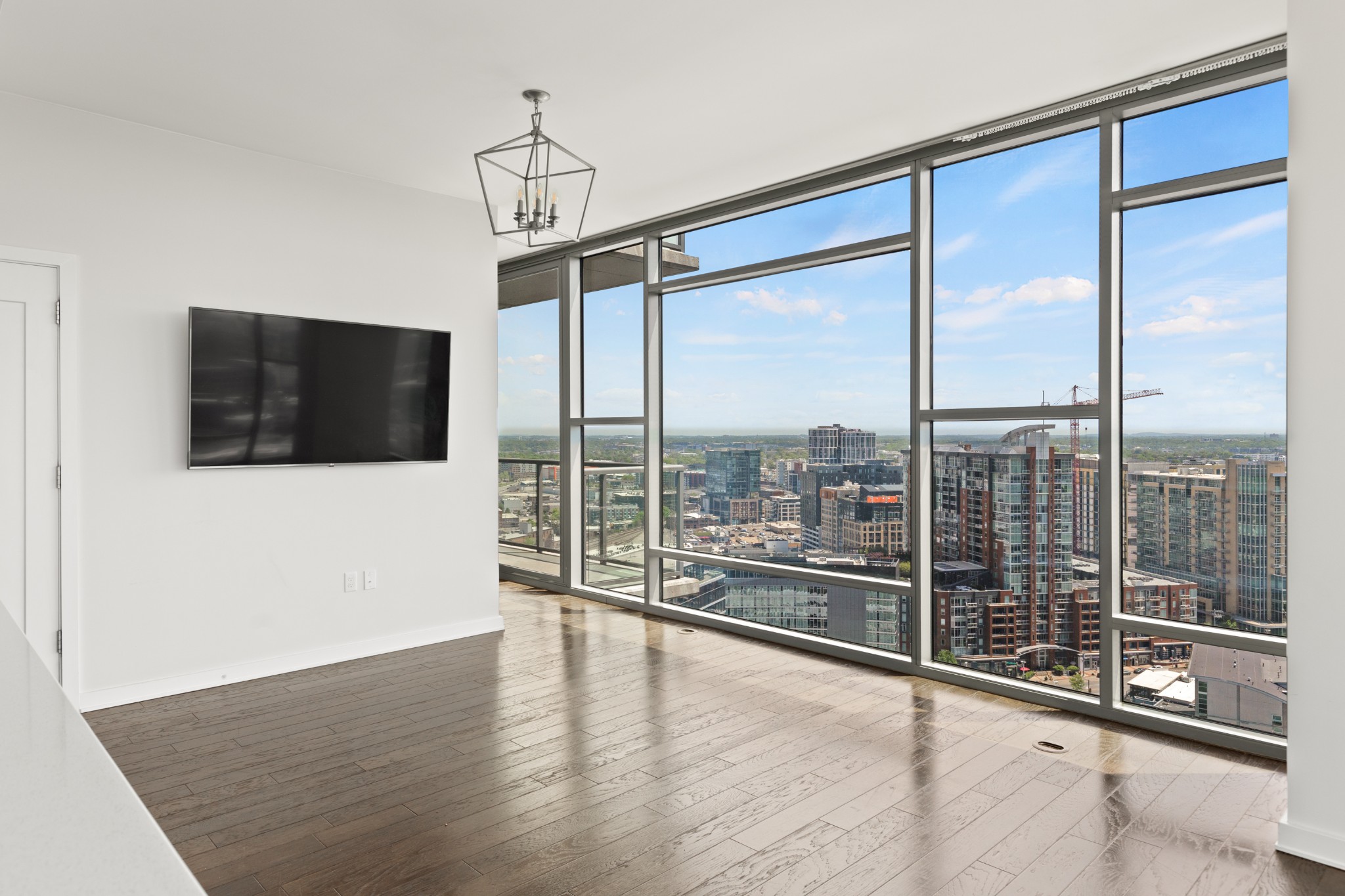 1212 Laurel St Unit: 2213