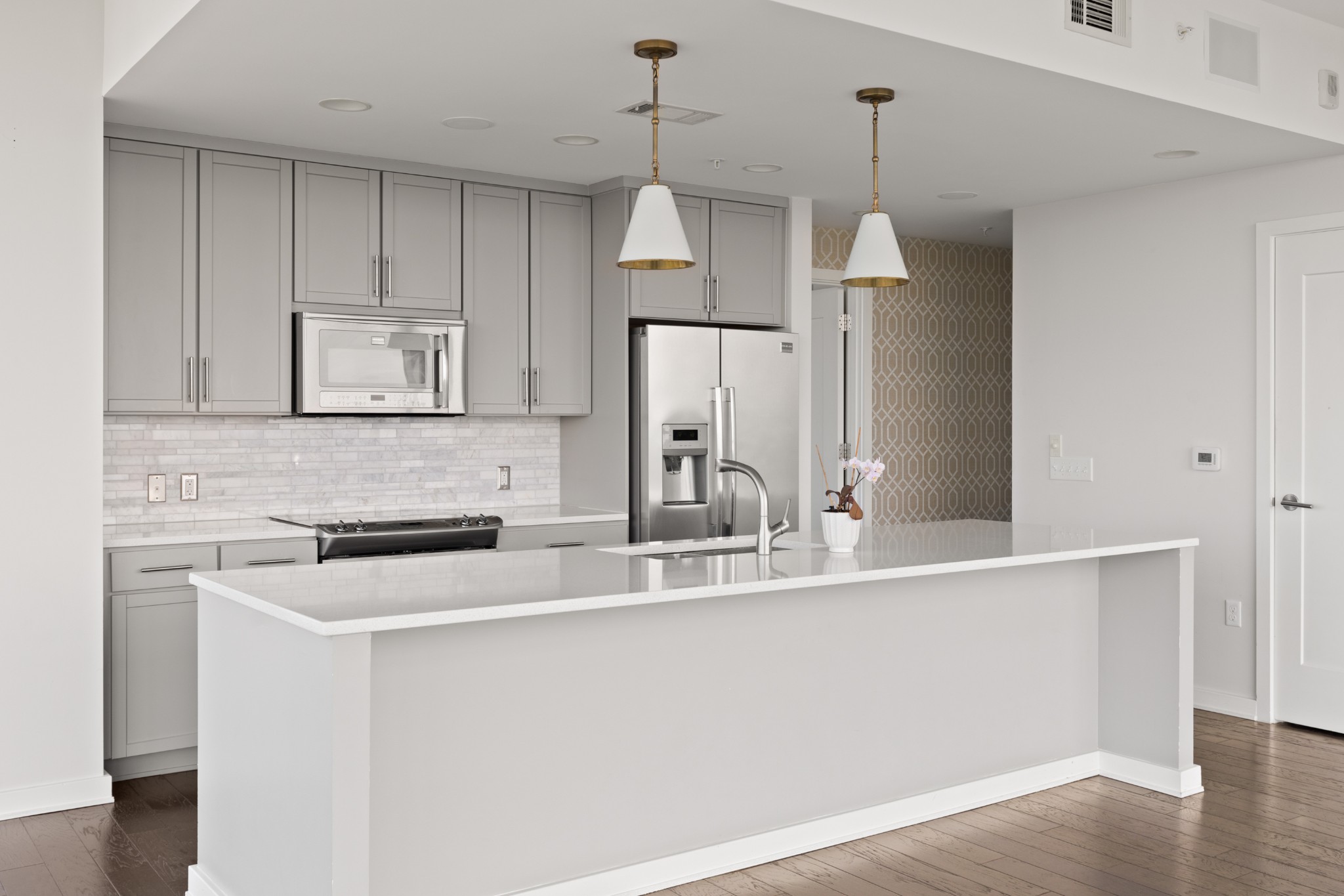 1212 Laurel St Unit: 2213