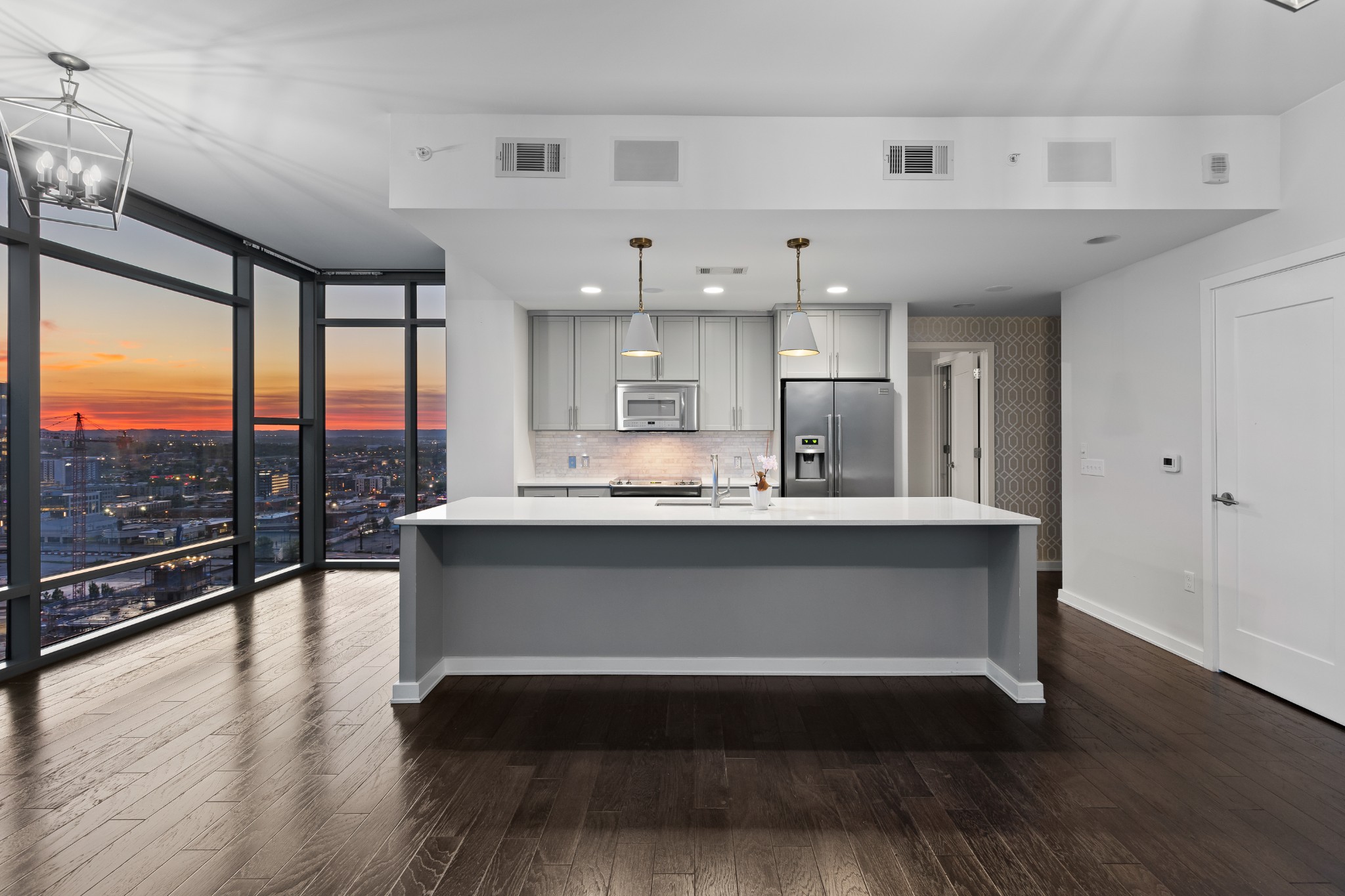 1212 Laurel St Unit: 2213