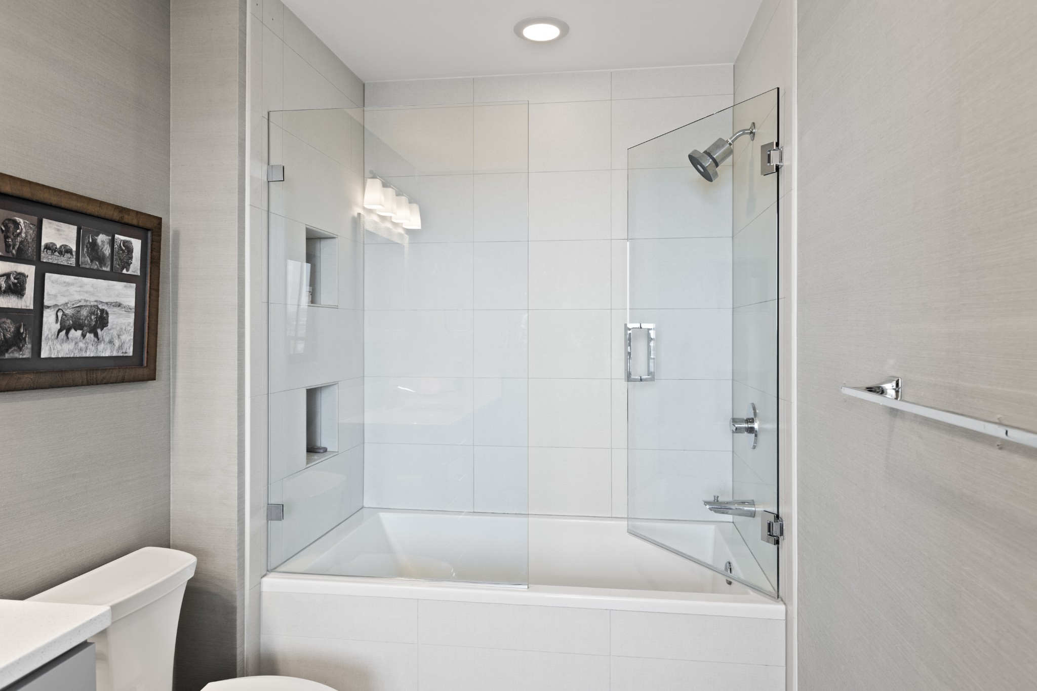 1212 Laurel St Unit: 2213