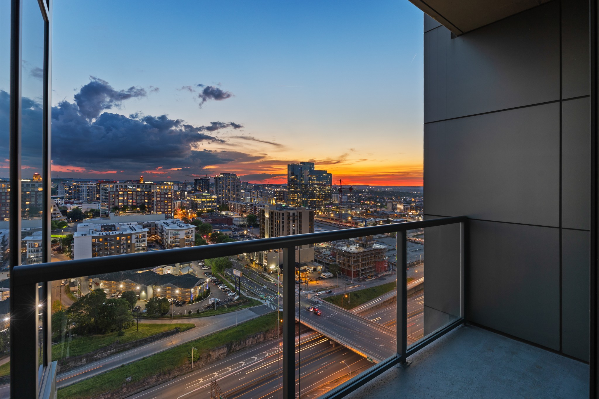 1212 Laurel St Unit: 2213