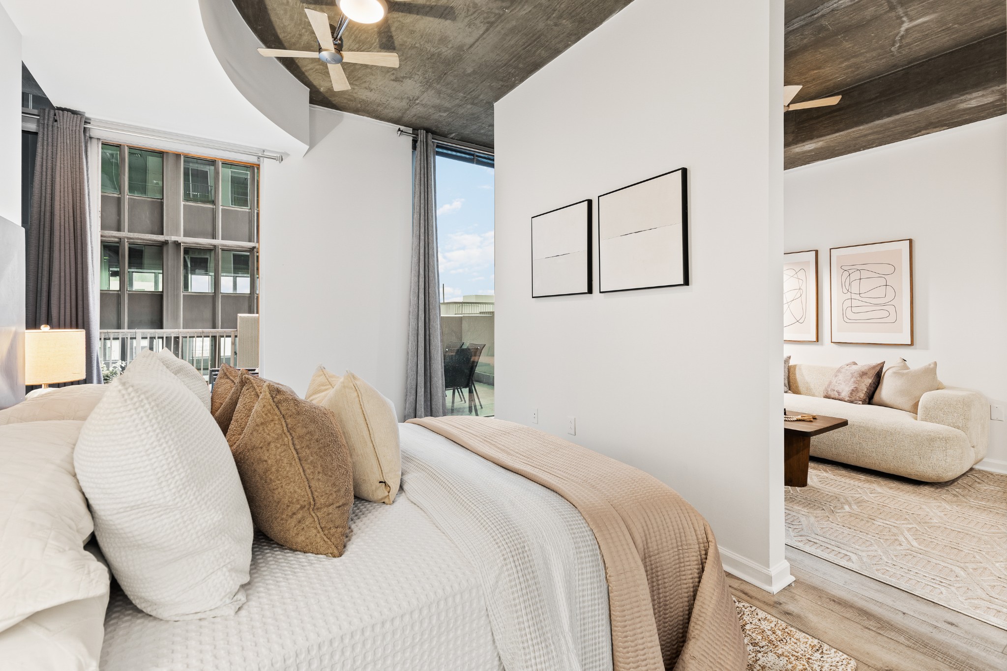 415 Church St Unit: 1009