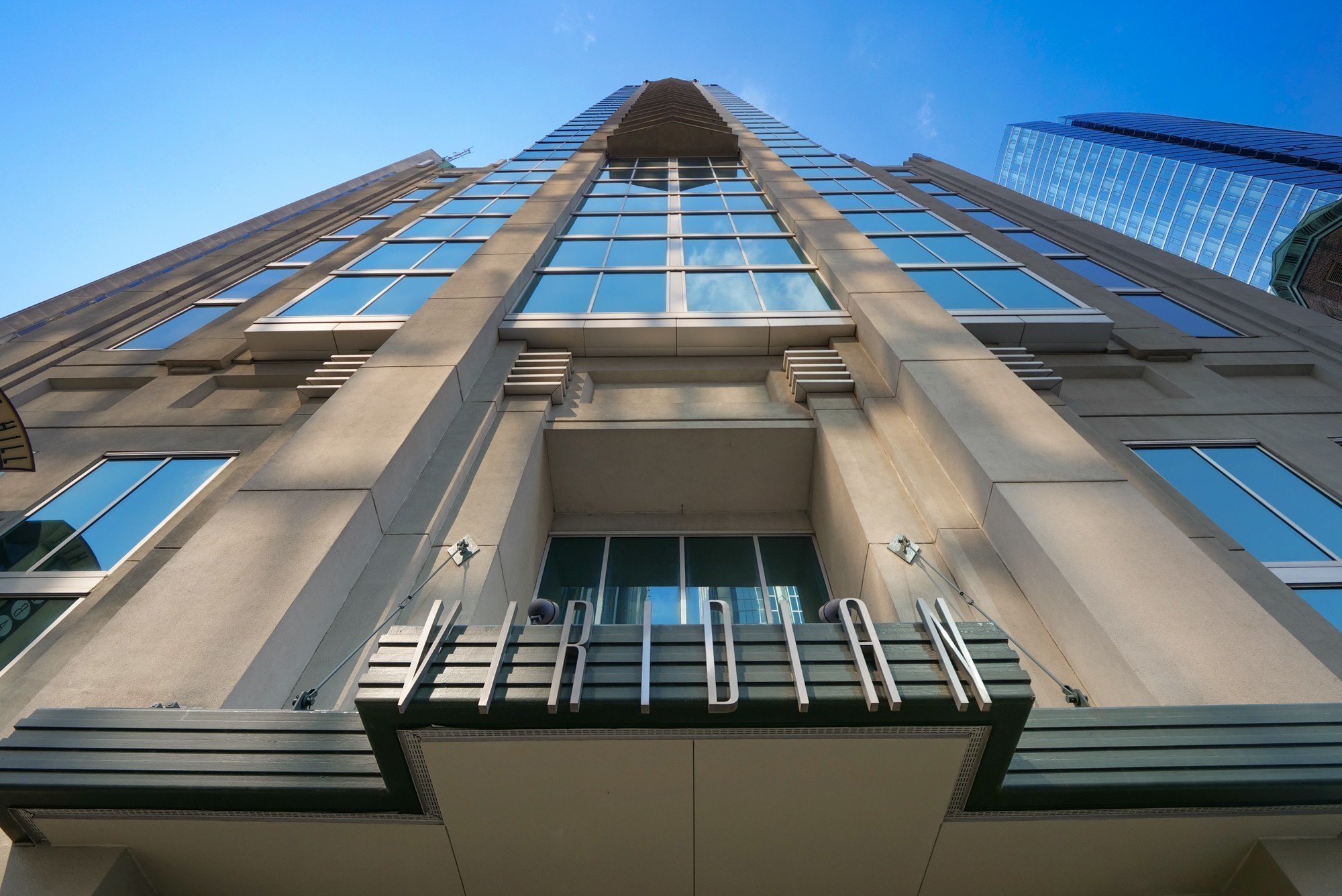 415 Church St Unit: 1009
