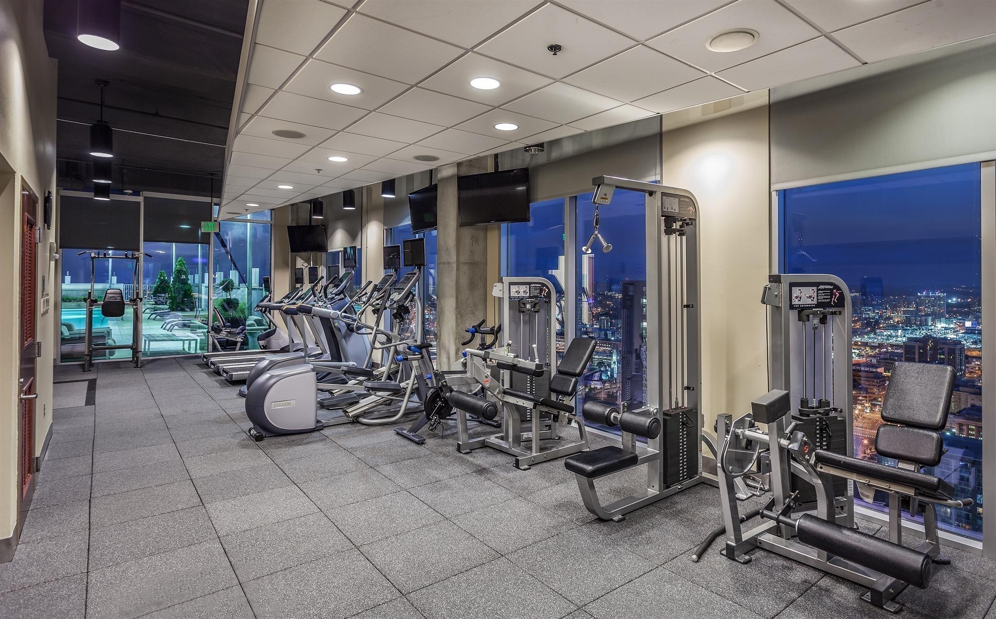415 Church St Unit: 1009