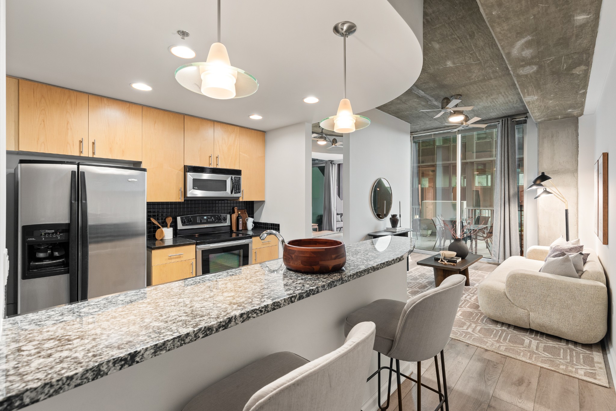415 Church St Unit: 1009