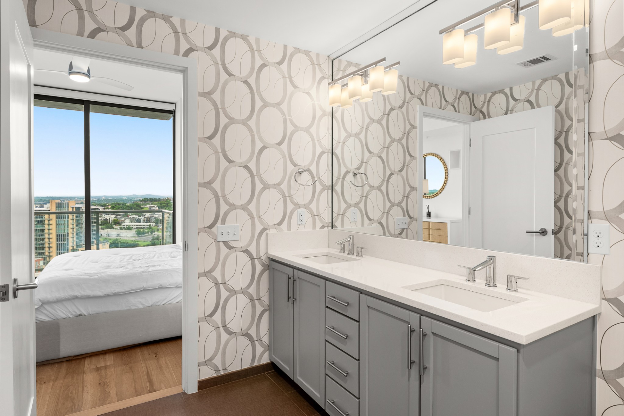 1212 Laurel St Unit: 2005