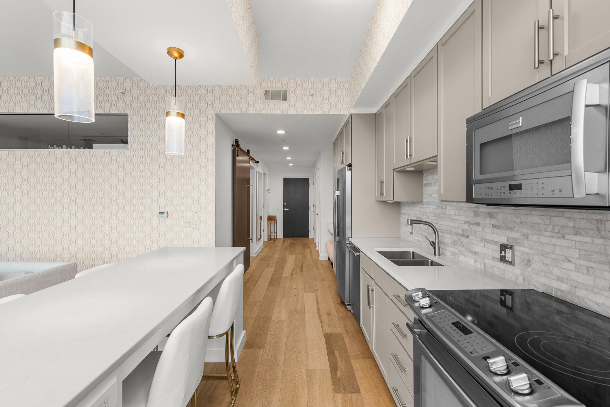 1212 Laurel St Unit: 2005