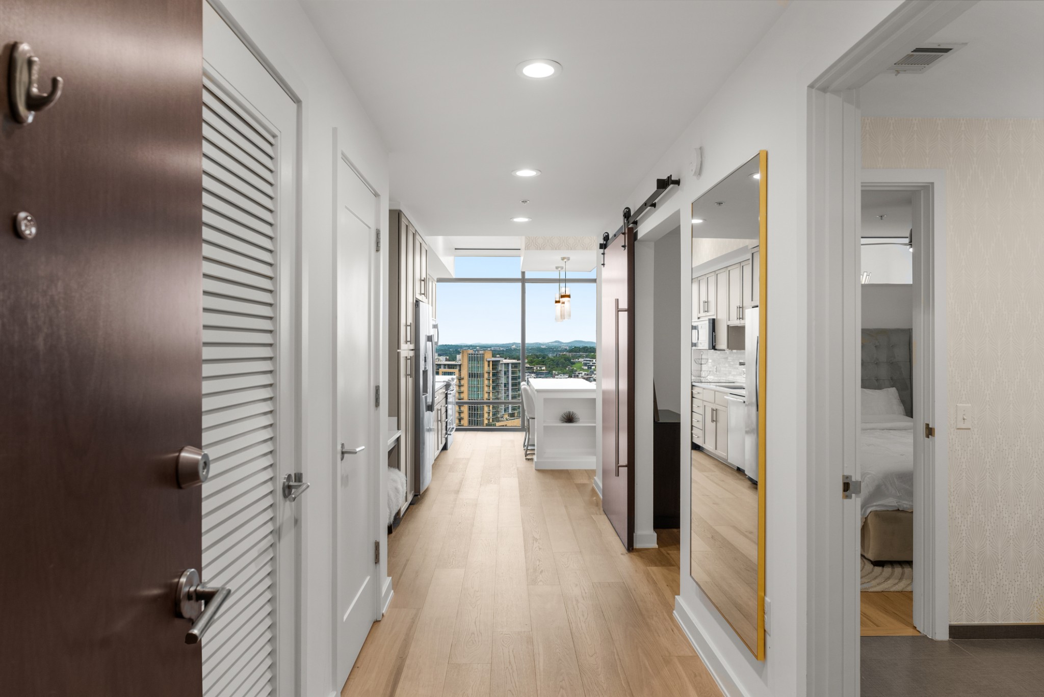 1212 Laurel St Unit: 2005