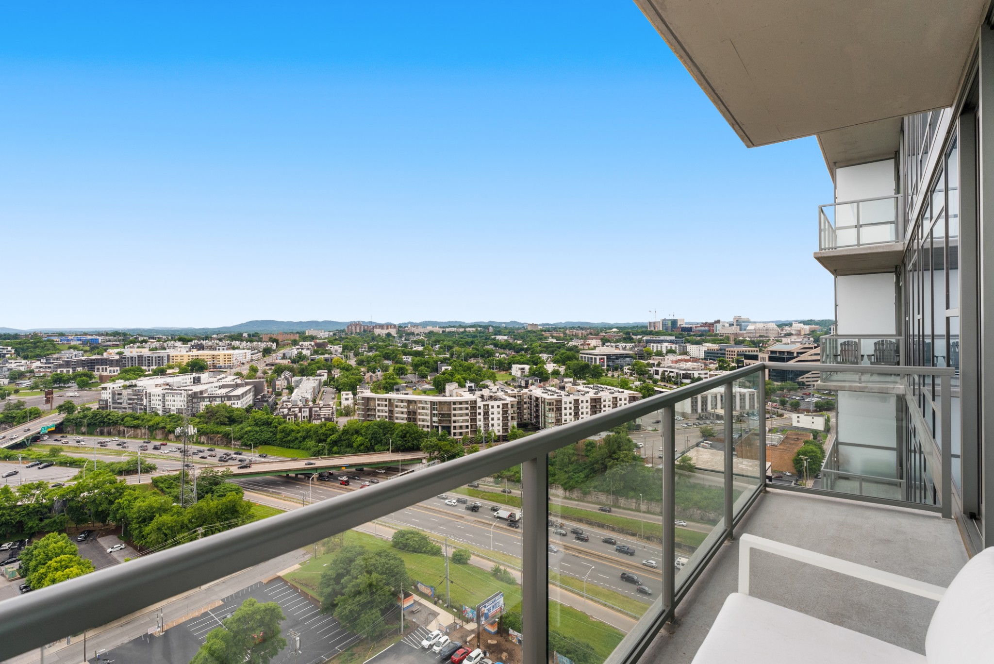 1212 Laurel St Unit: 2005