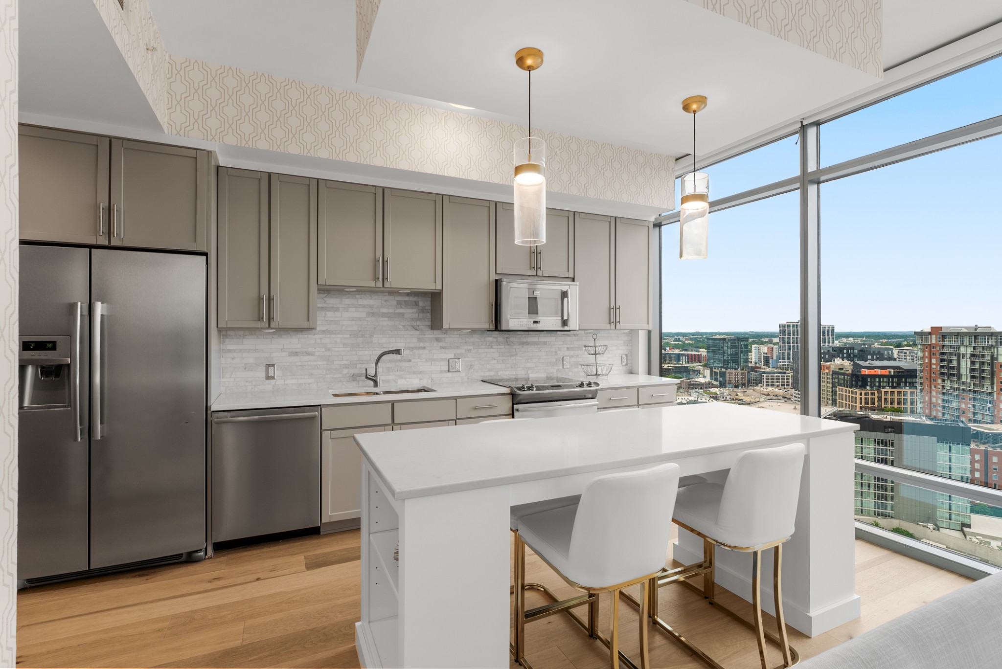 1212 Laurel St Unit: 2005