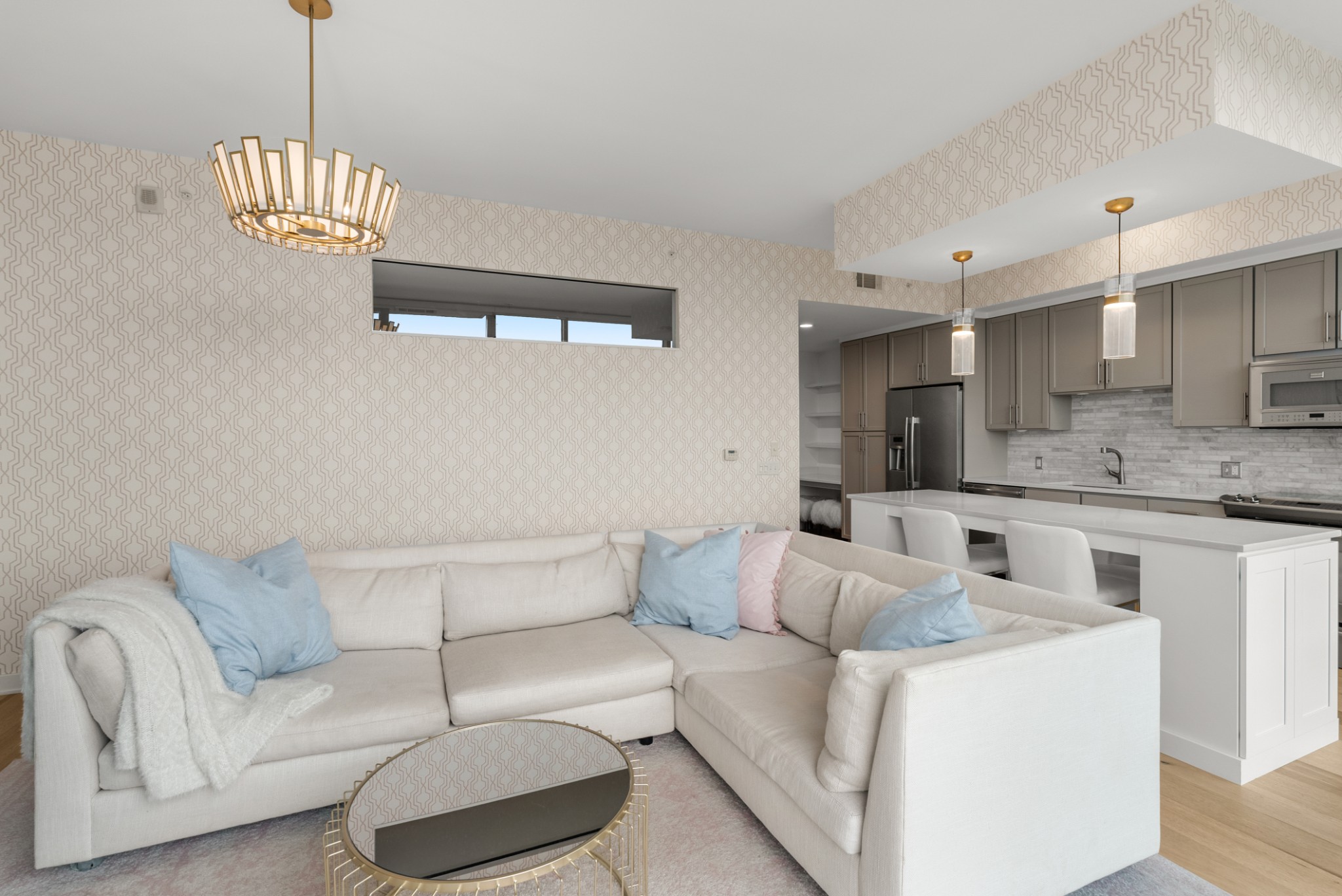 1212 Laurel St Unit: 2005