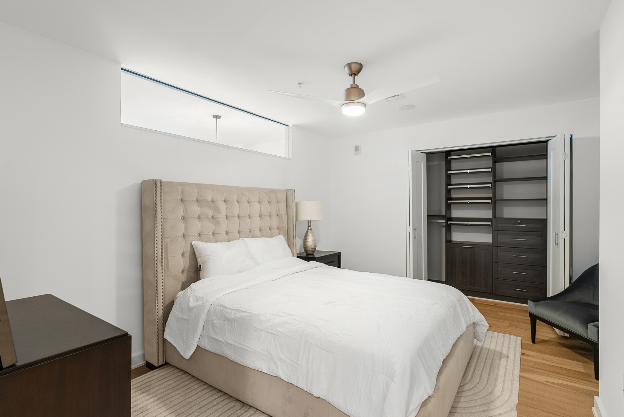 1212 Laurel St Unit: 2005