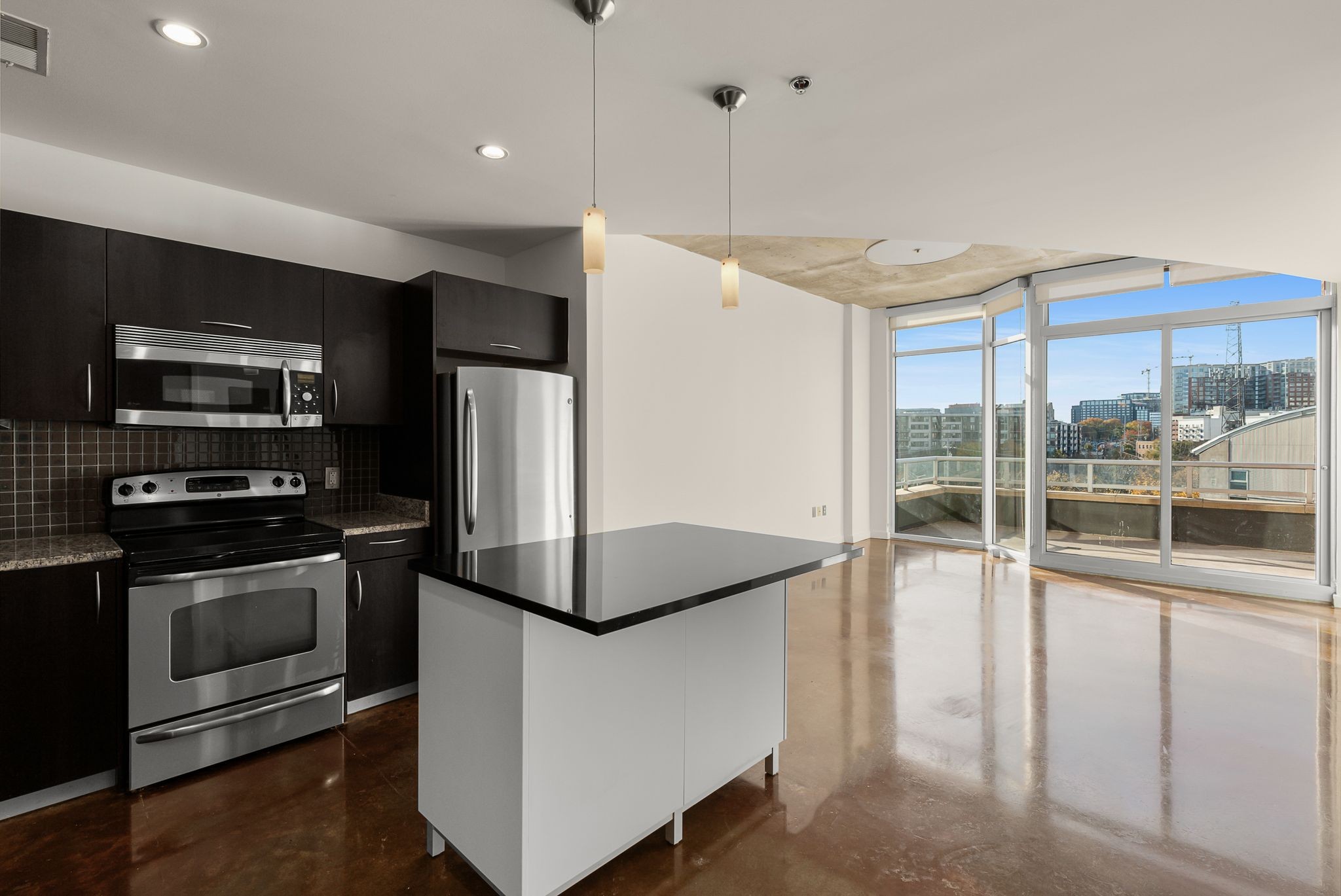 600 12th Ave, S Unit: 829