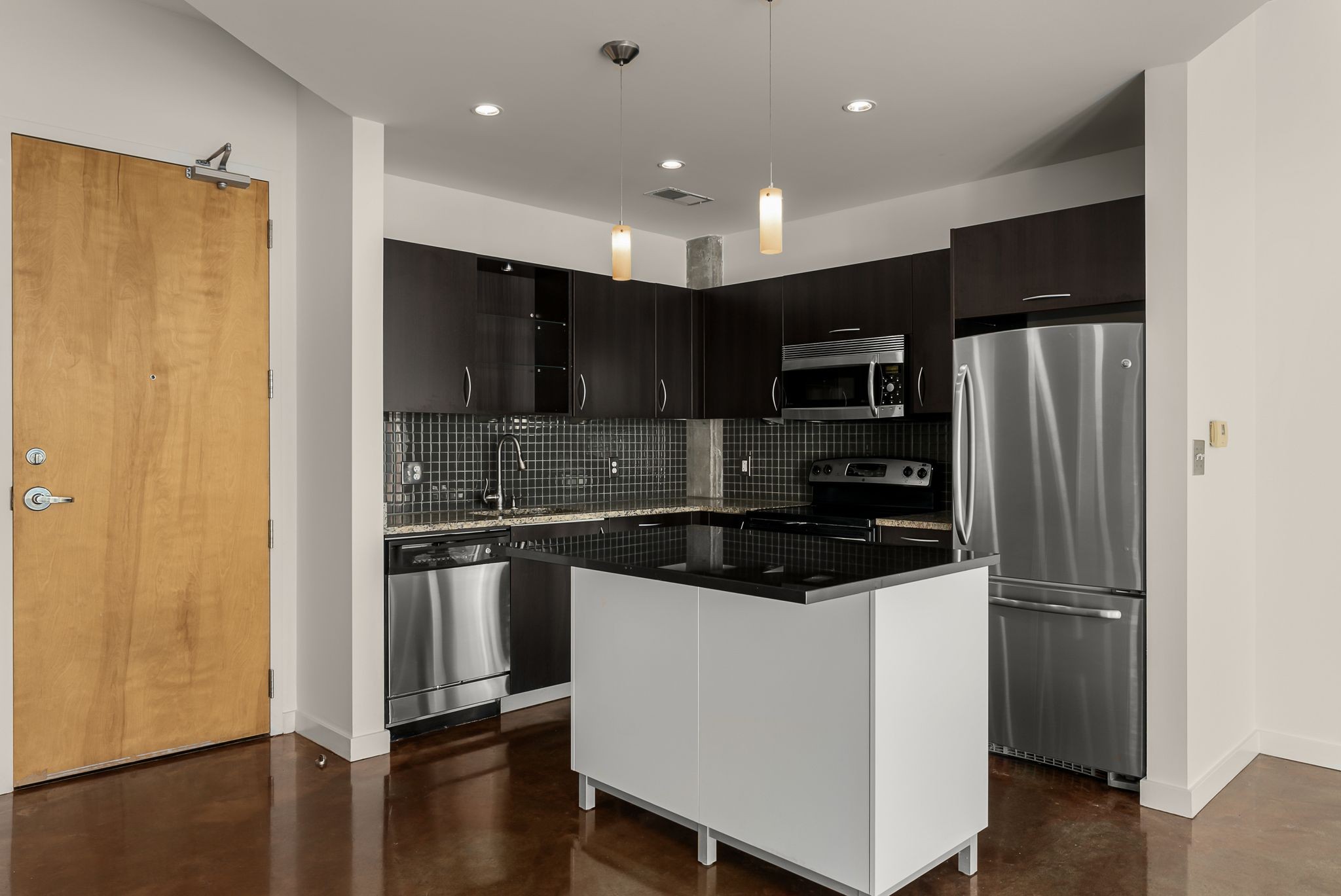 600 12th Ave, S Unit: 829