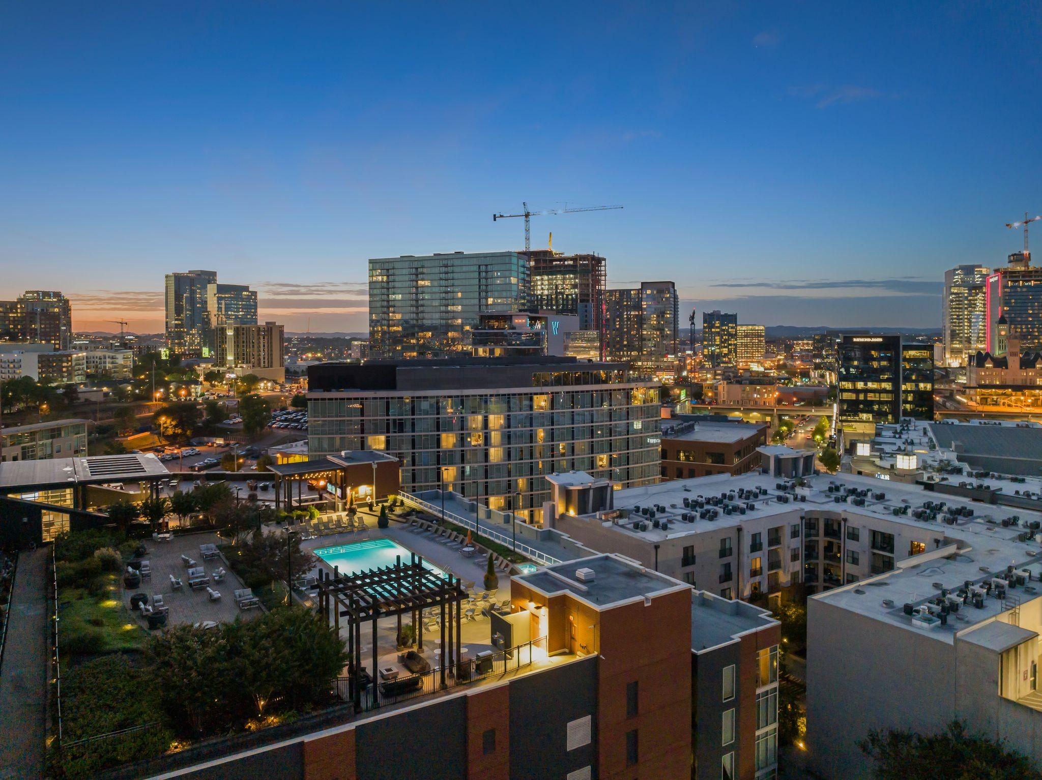 600 12th Ave, S Unit: 829