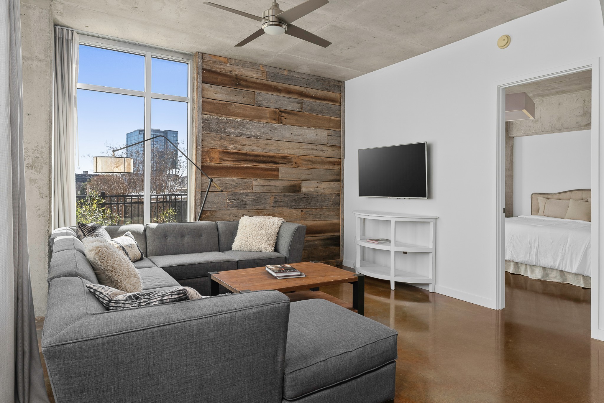 600 12th Ave, S Unit: 313