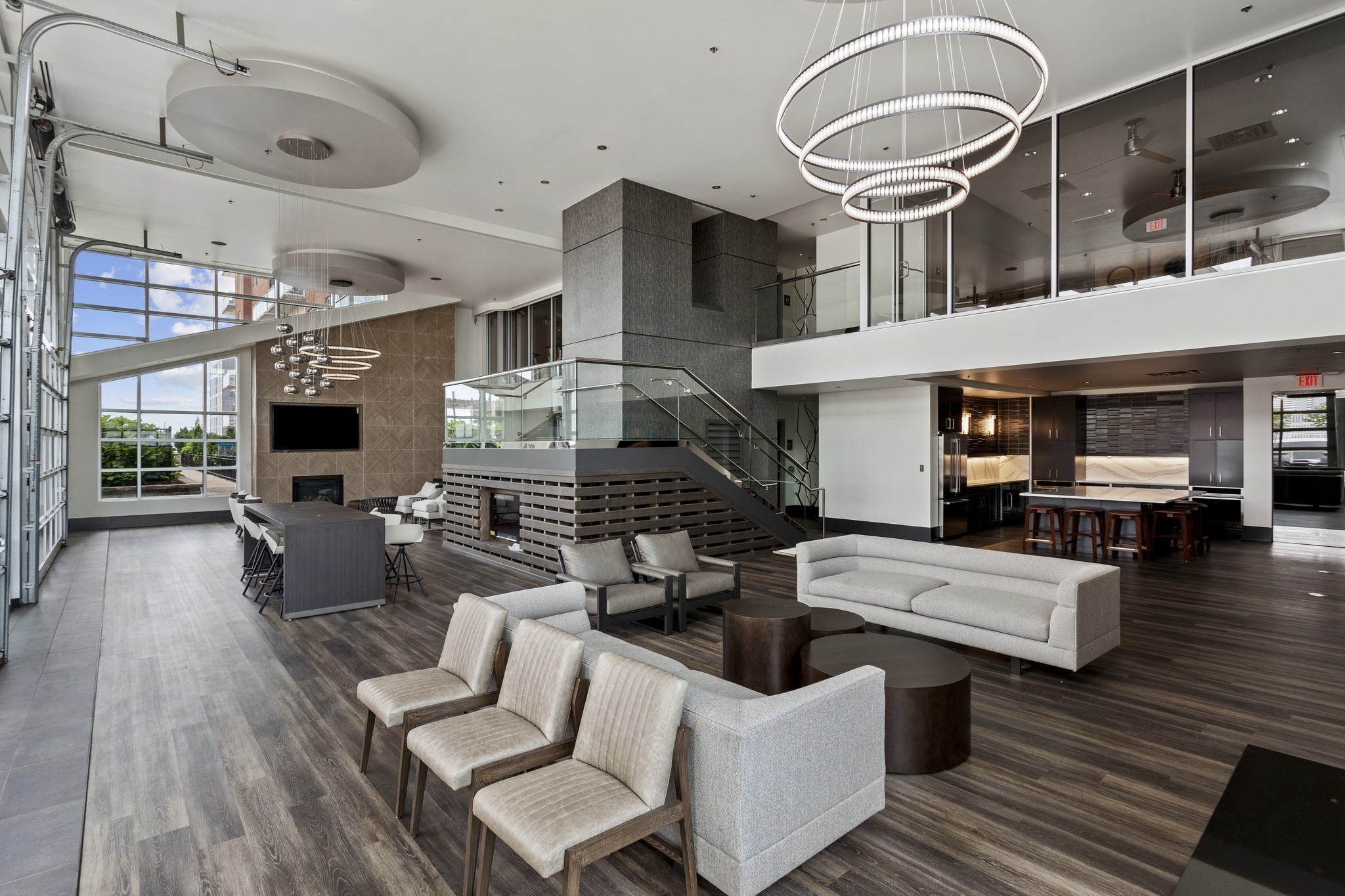 600 12th Ave, S Unit: 313