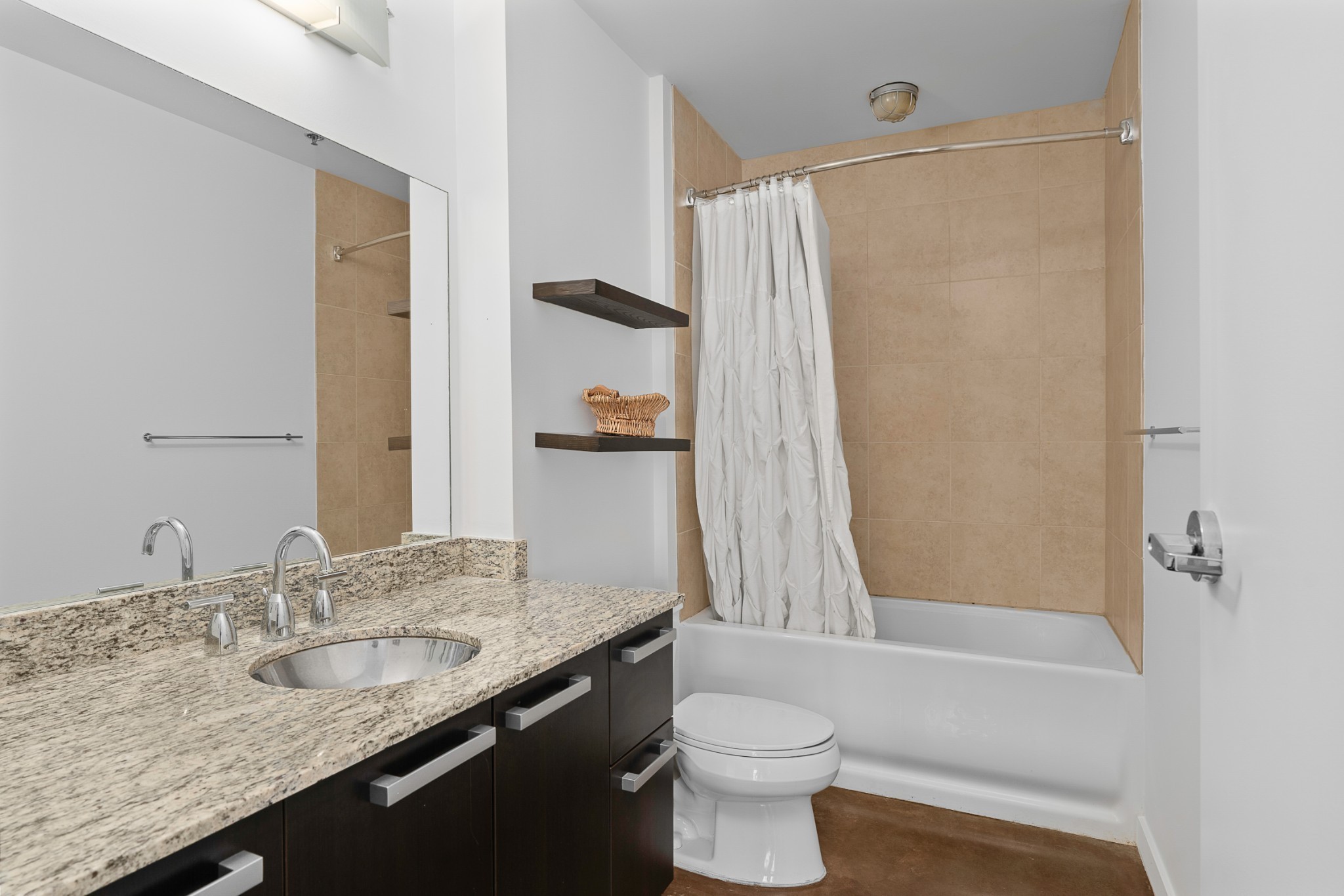 600 12th Ave, S Unit: 313