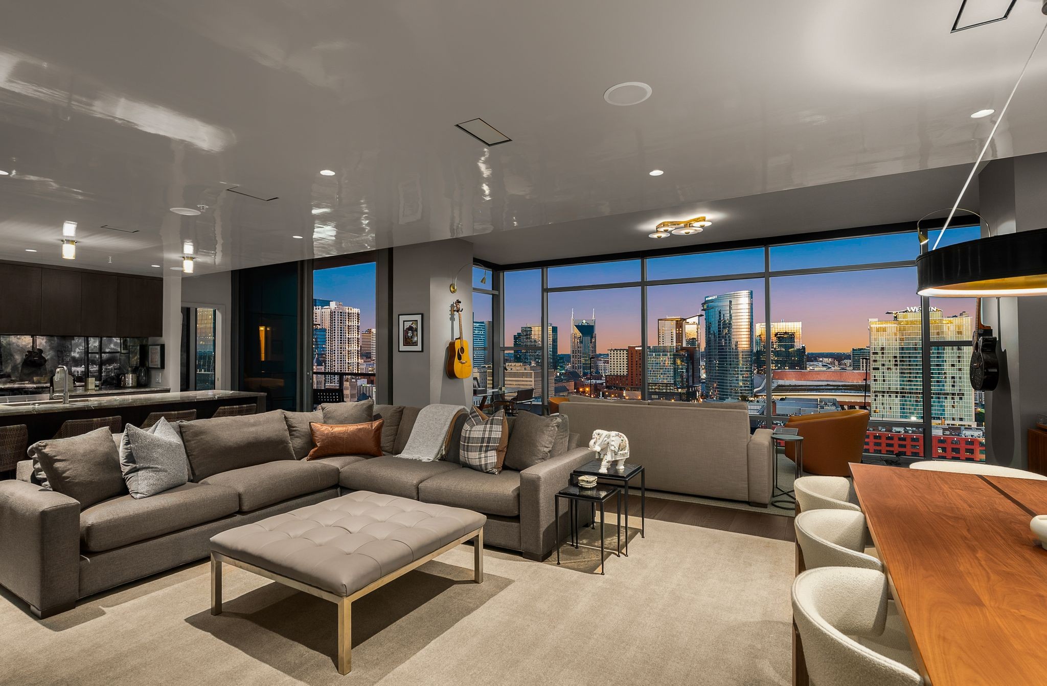 1212 Laurel St Unit: 1701