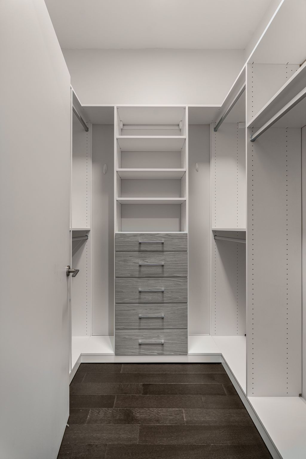 515 Church St Unit: 3208