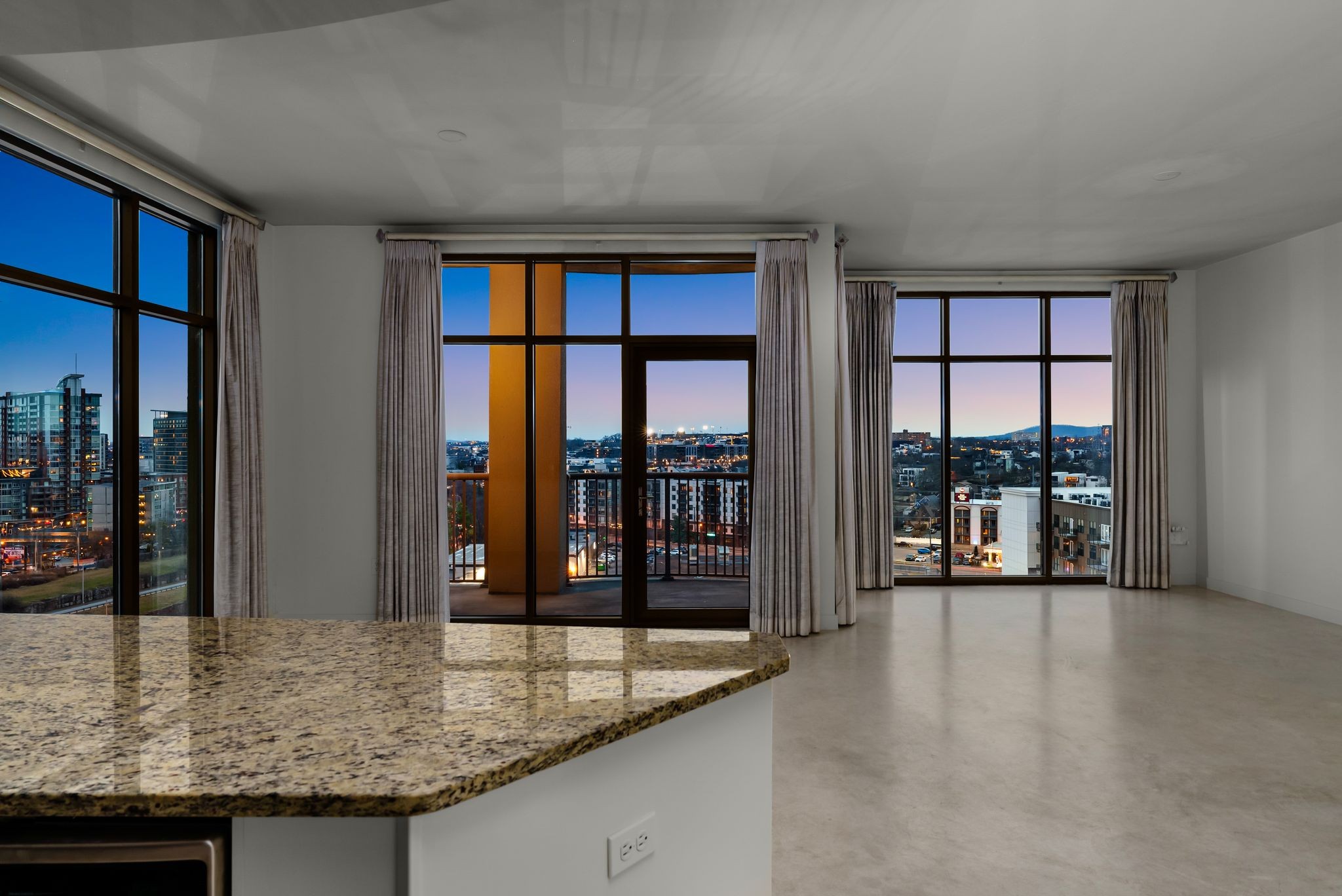 1510 Demonbreun St Unit: 1201