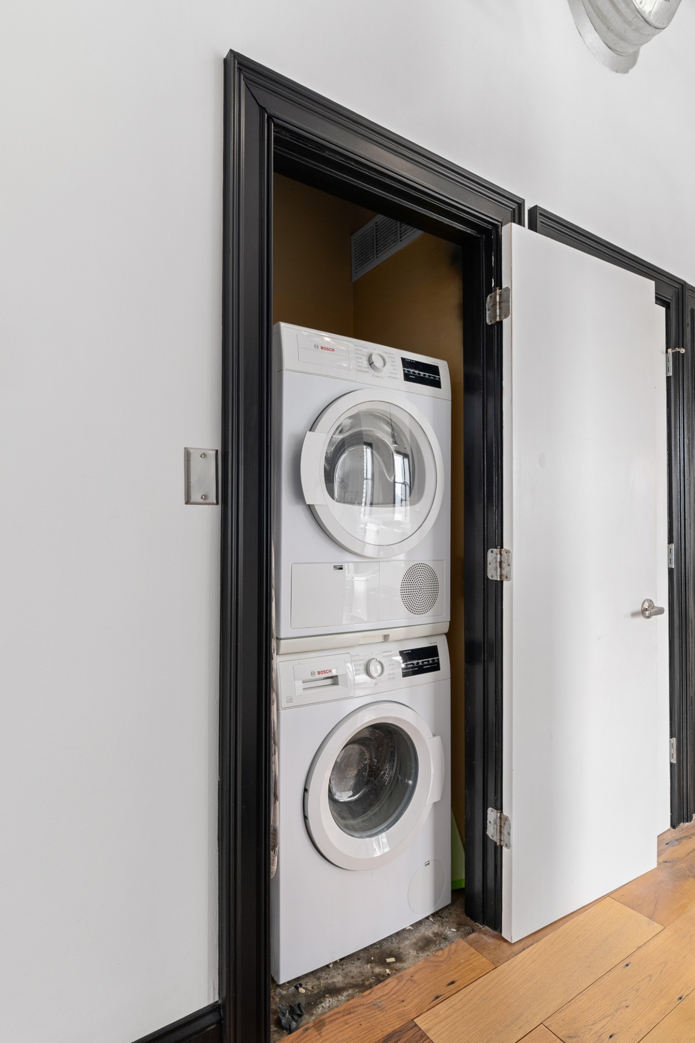 700 Church St Unit: 1201