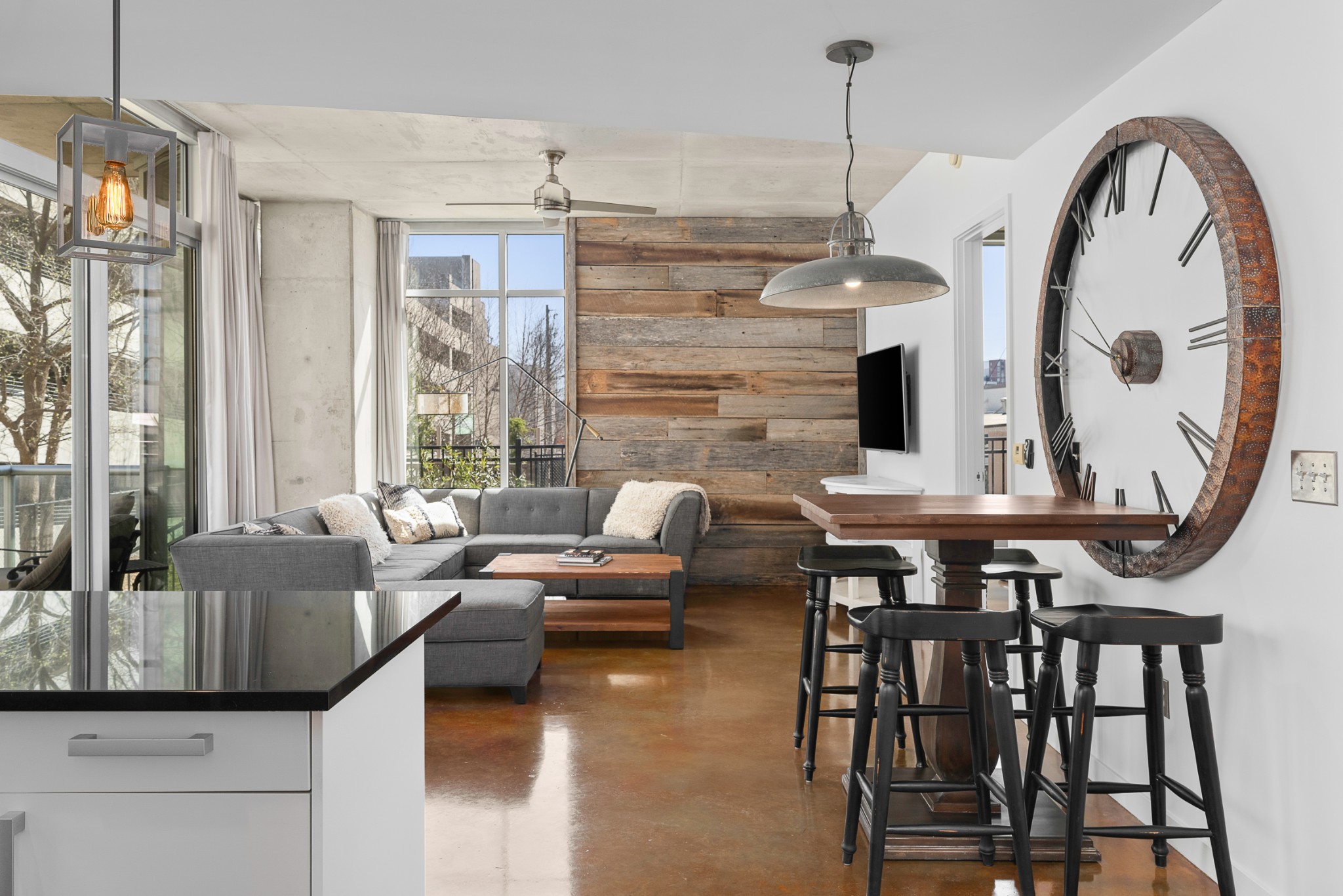 600 12th Ave, S Unit: 313