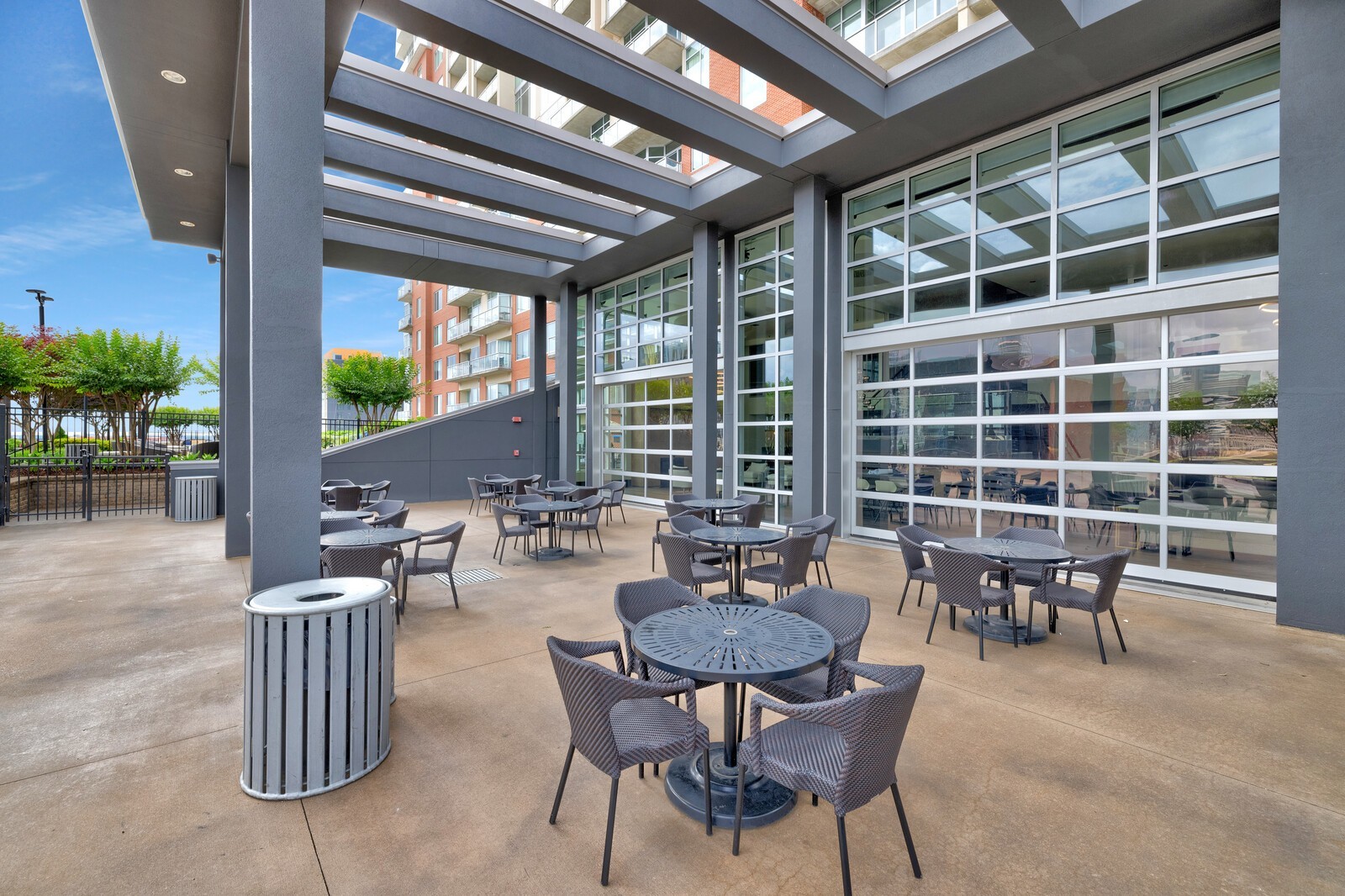 600 12th Ave, S Unit: 313