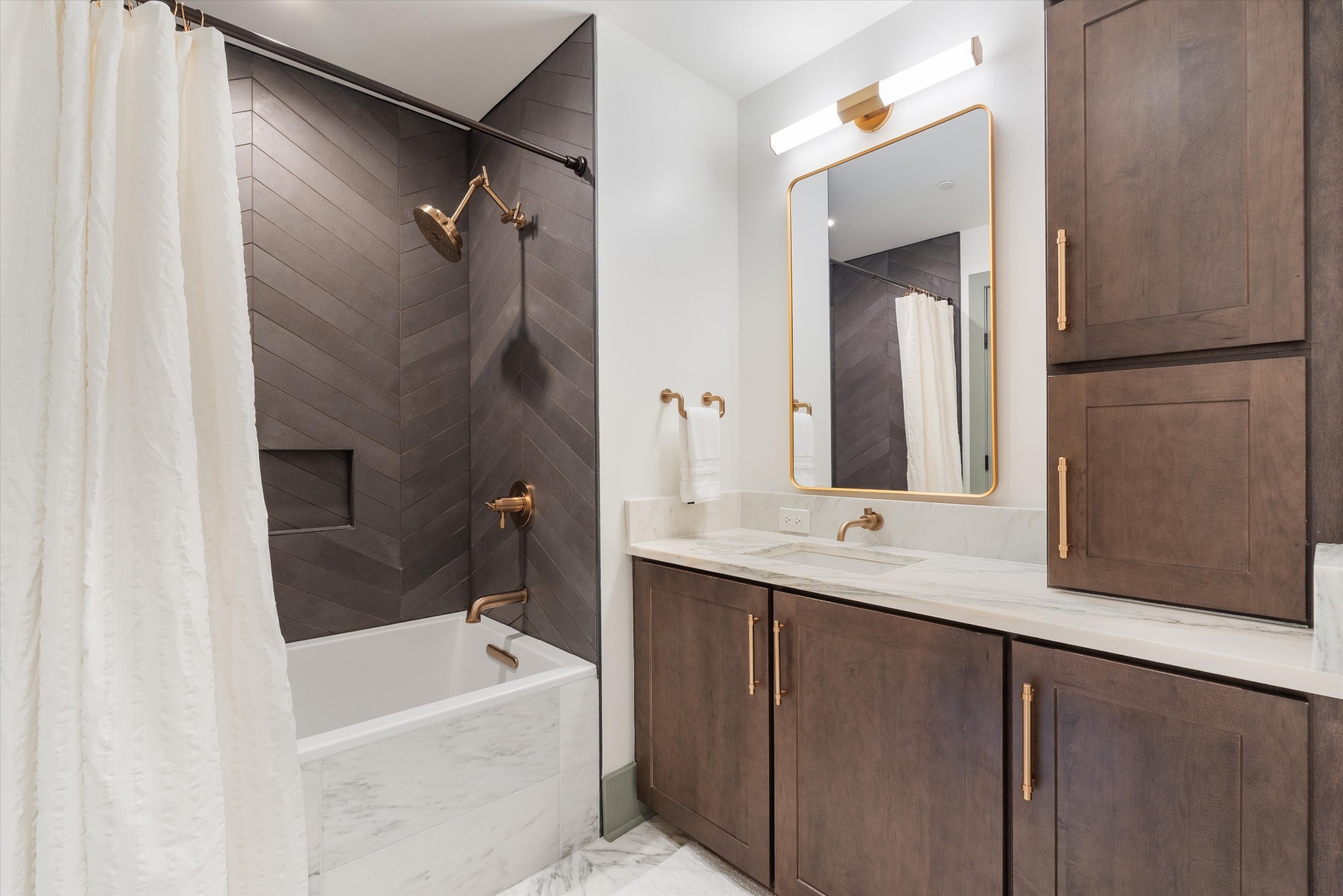 1616 West End Ave Unit: 1708