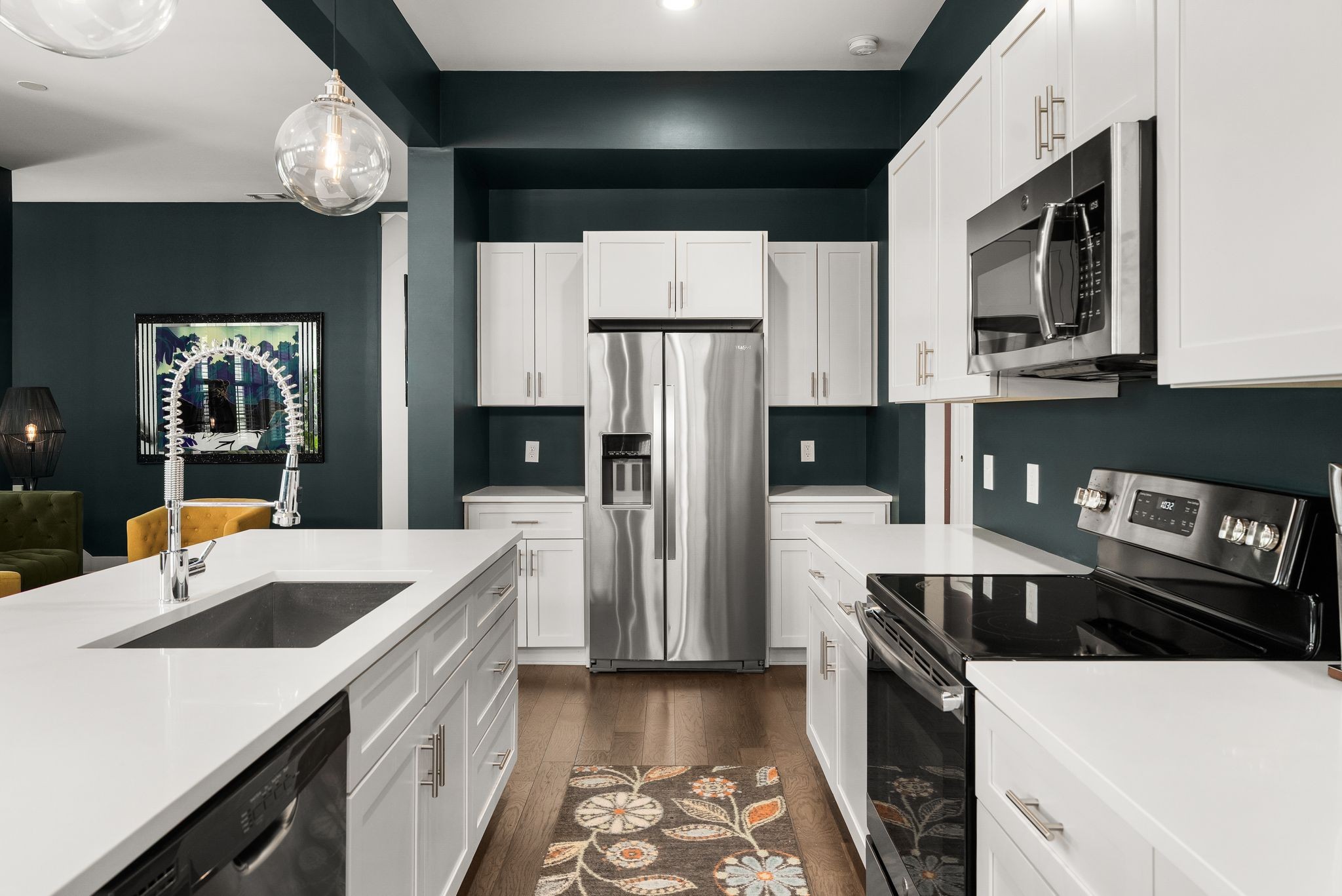 2021 Beech Ave Unit: 1